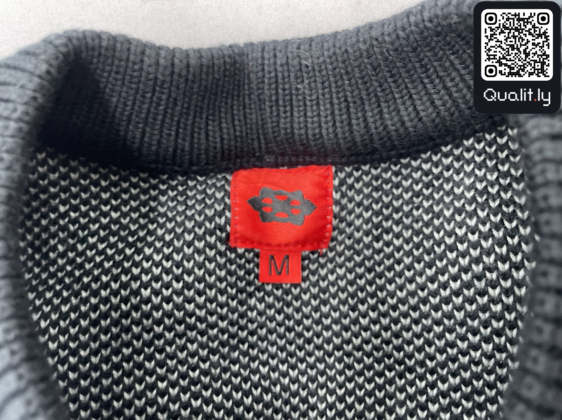 Pull — photo QC 3 sur 22
