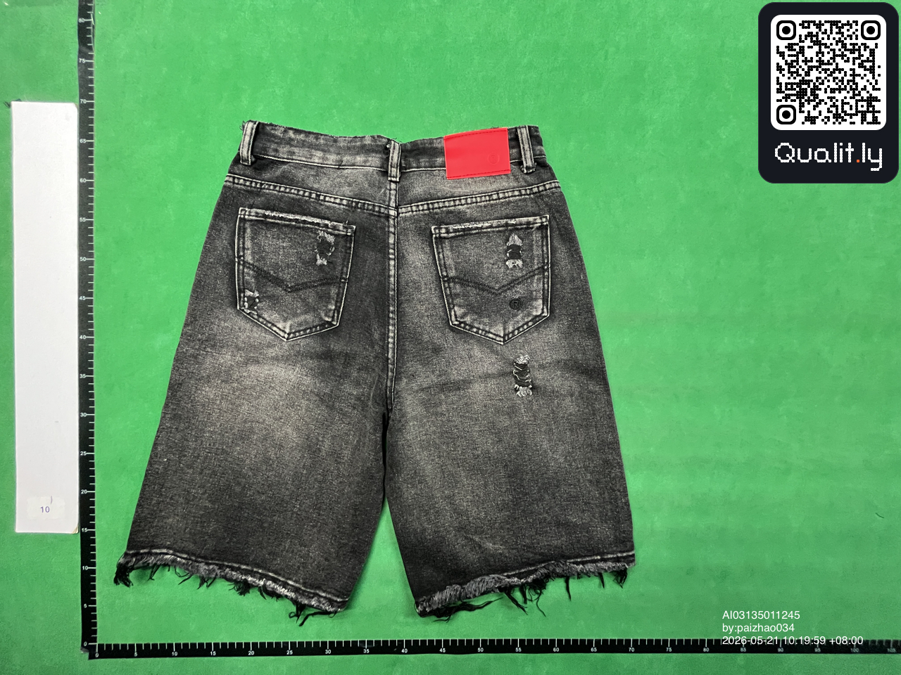 Jeans — QC-Foto 2 von 26