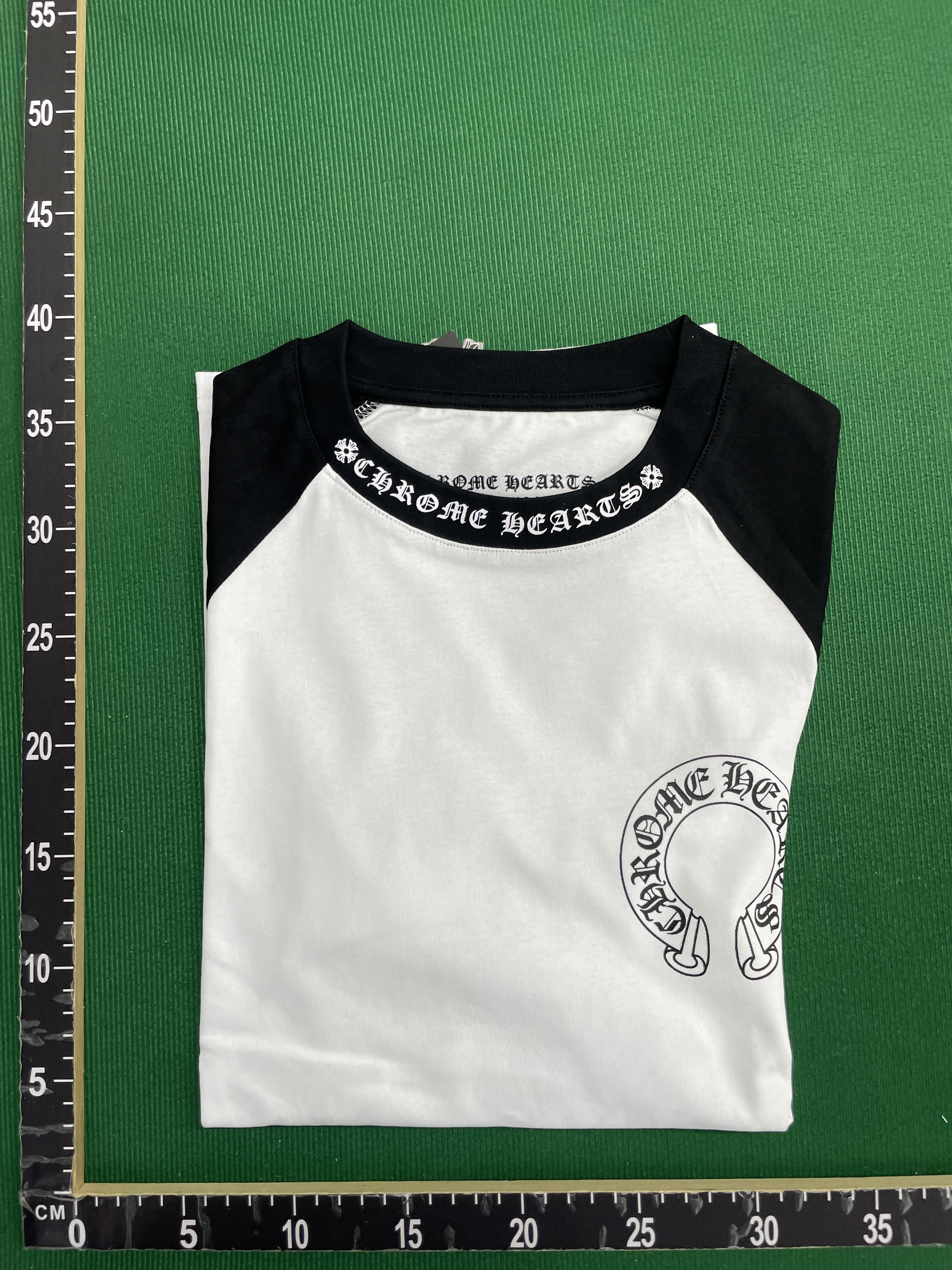 T-Shirt — QC-Foto 1 von 130
