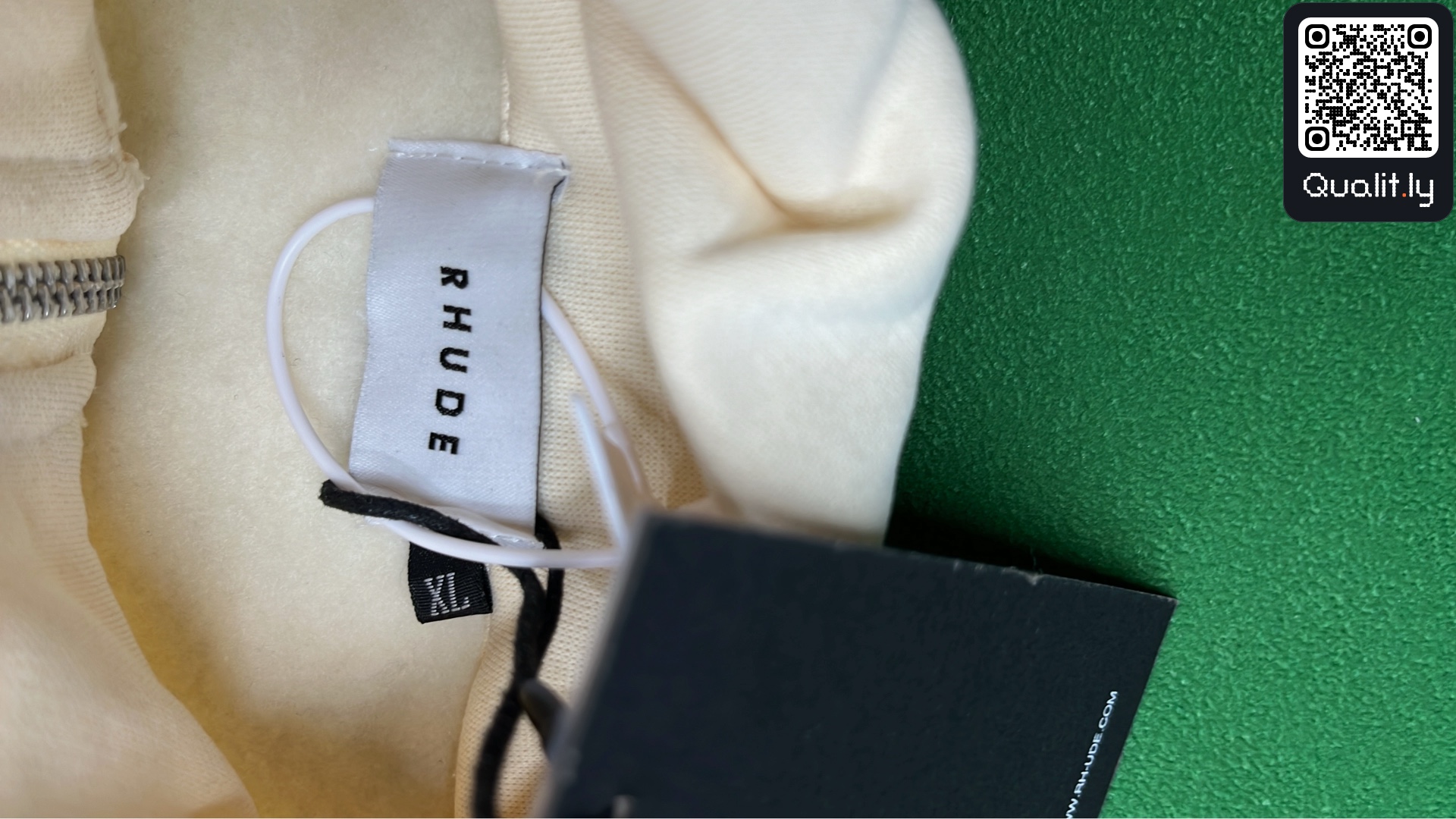 Sweater QC photo 1 of 8