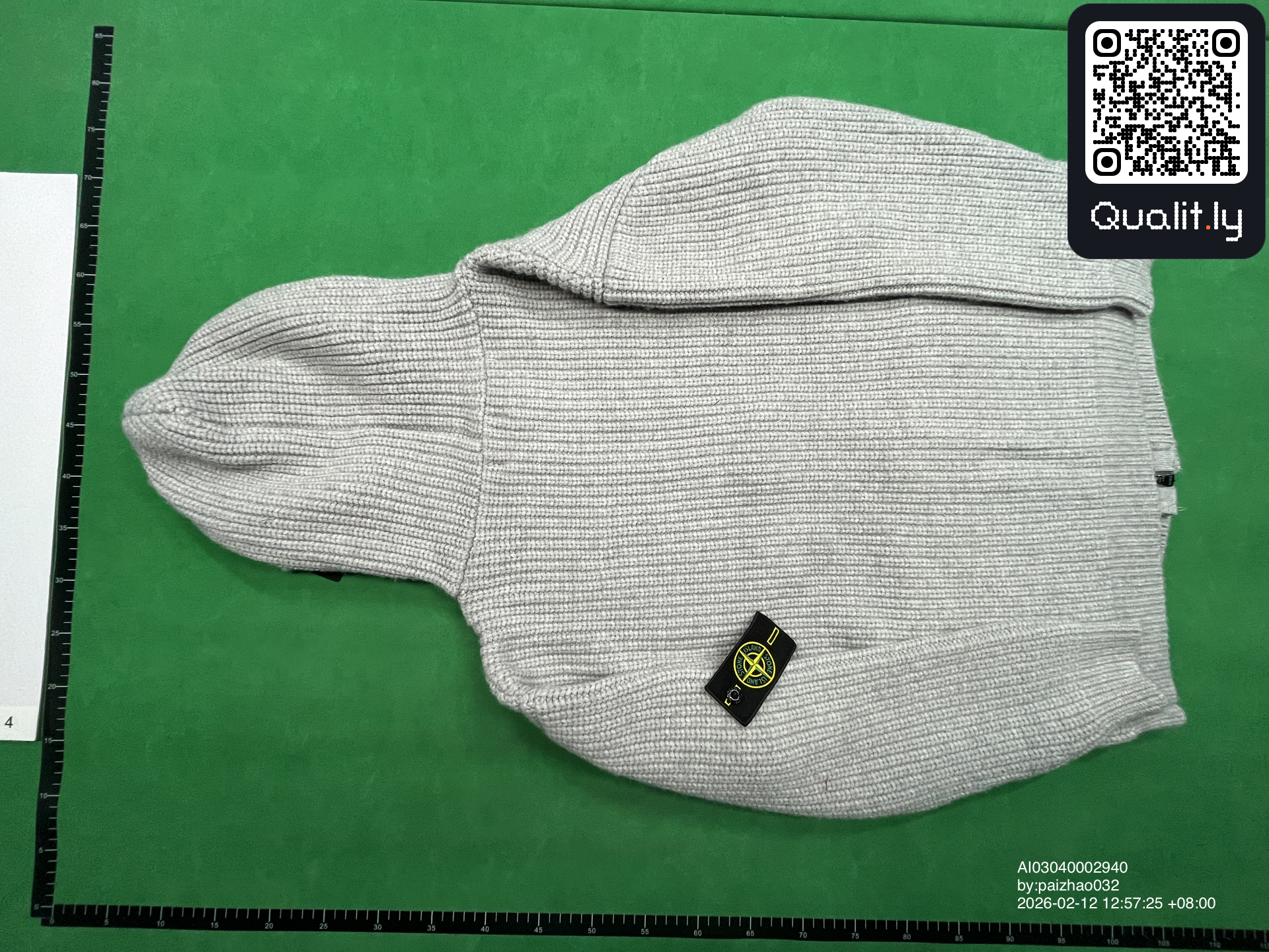 Sweater QC photo 2 of 10
