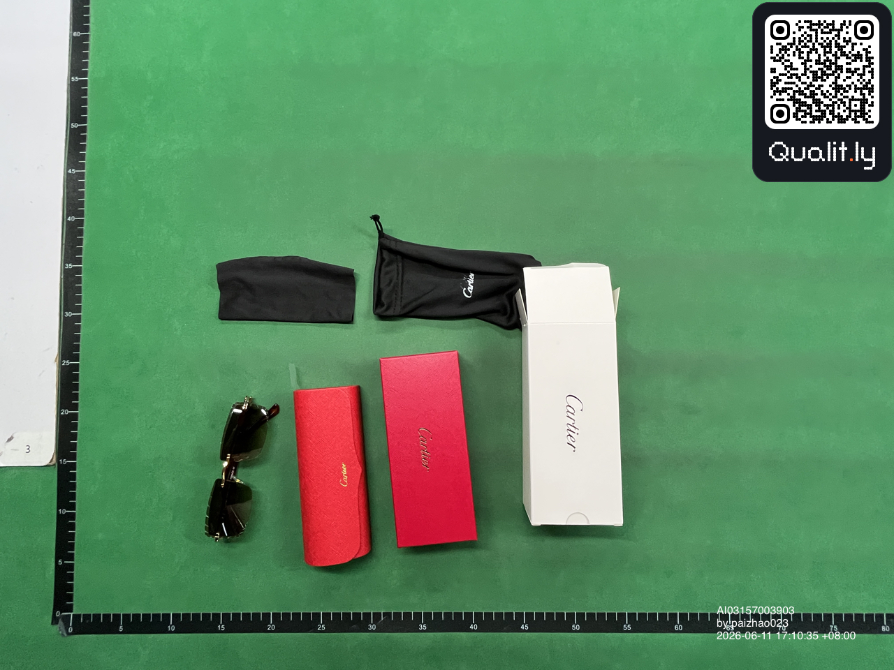 Sunglasses QC photo 1 of 22