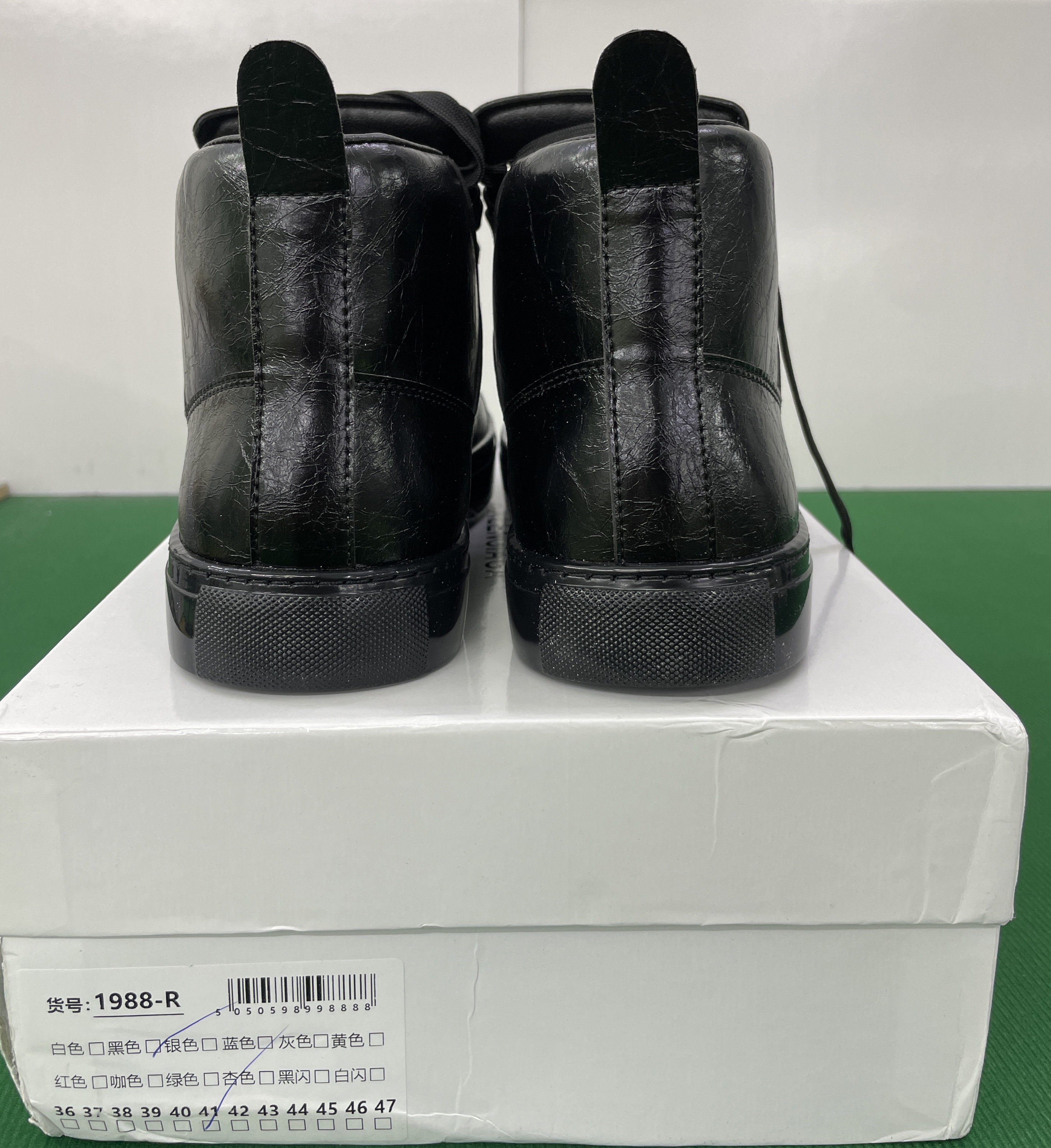 球鞋 QC 照片 3 / 172