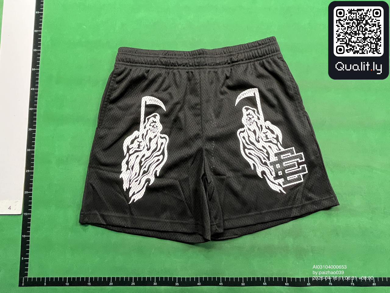 Shorts QC photo 3 of 4