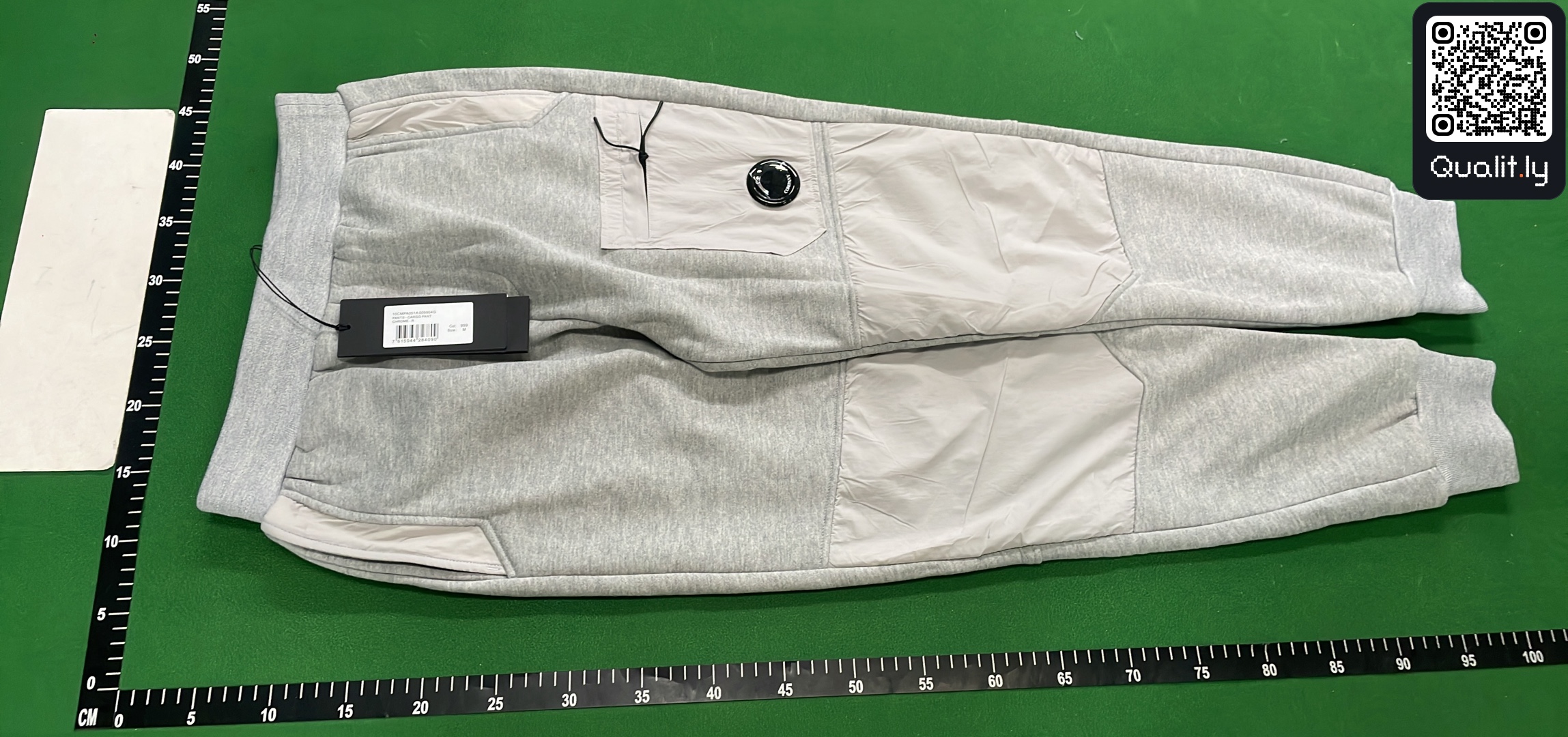 Pants QC photo 2 of 24