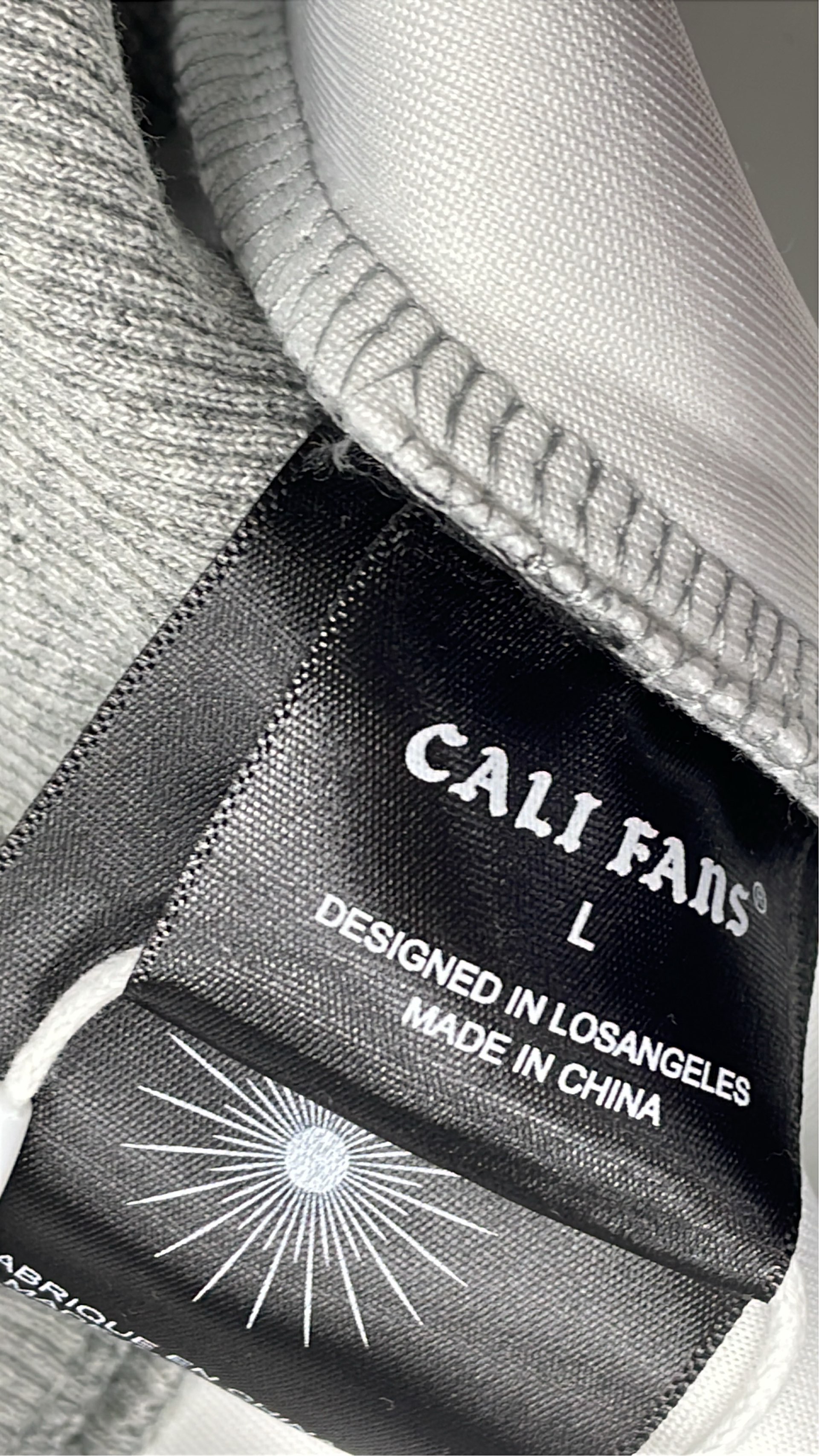 Pullover — QC-Foto 1 von 4