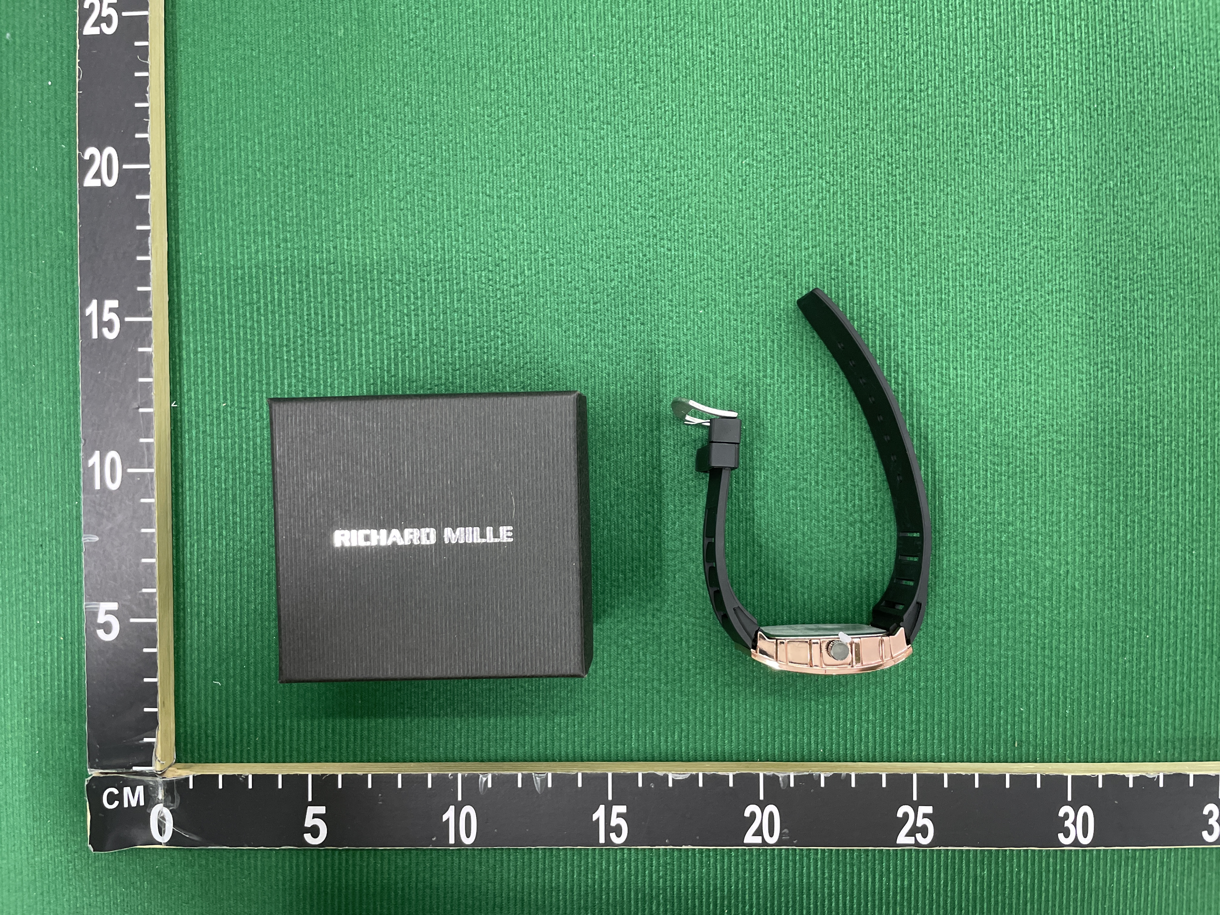 Orologio — foto QC 1 di 101