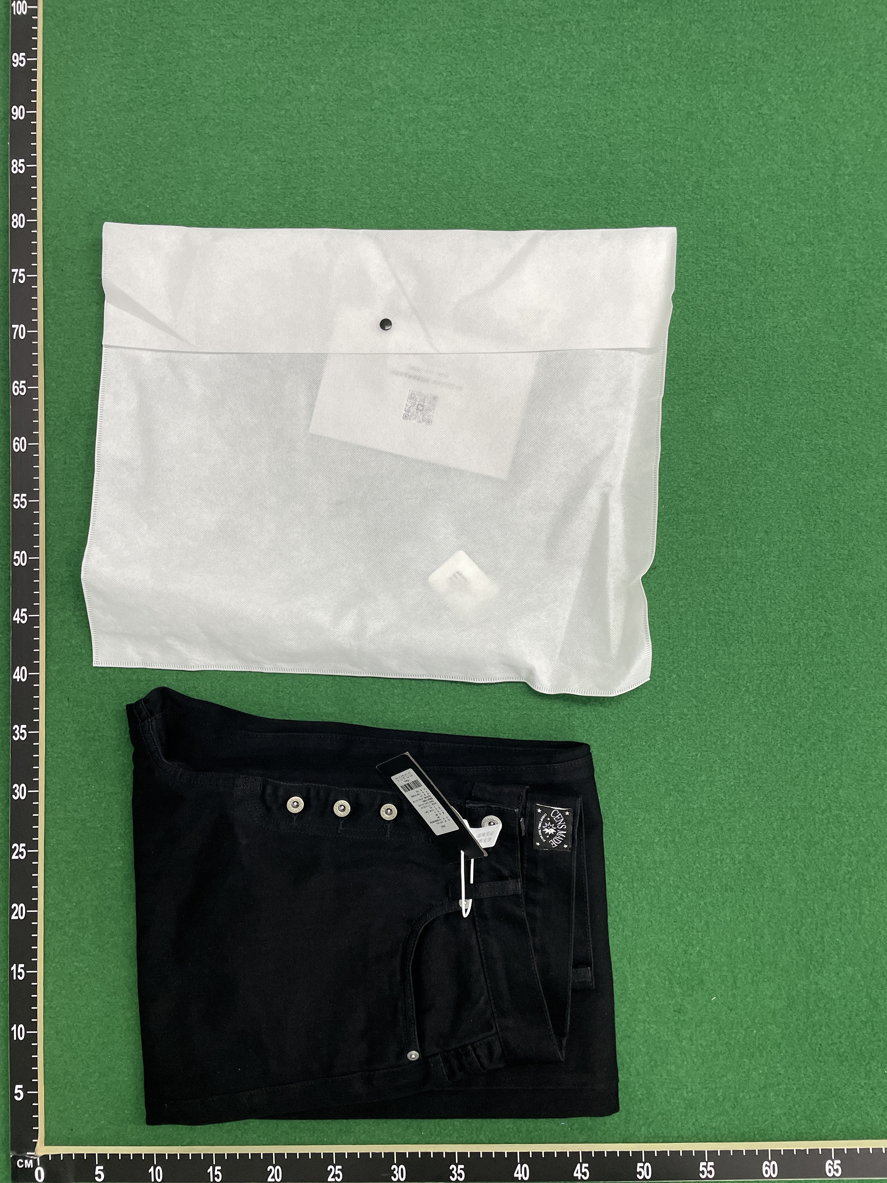 Jeans — foto QC 1 di 16