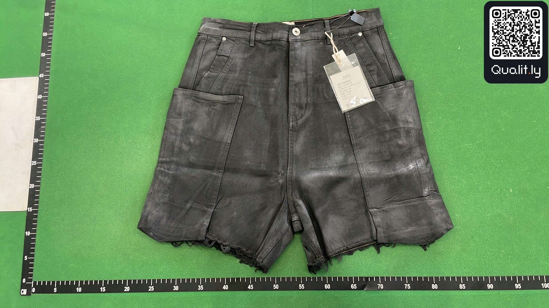 Jeans — QC-foto 2 av 4