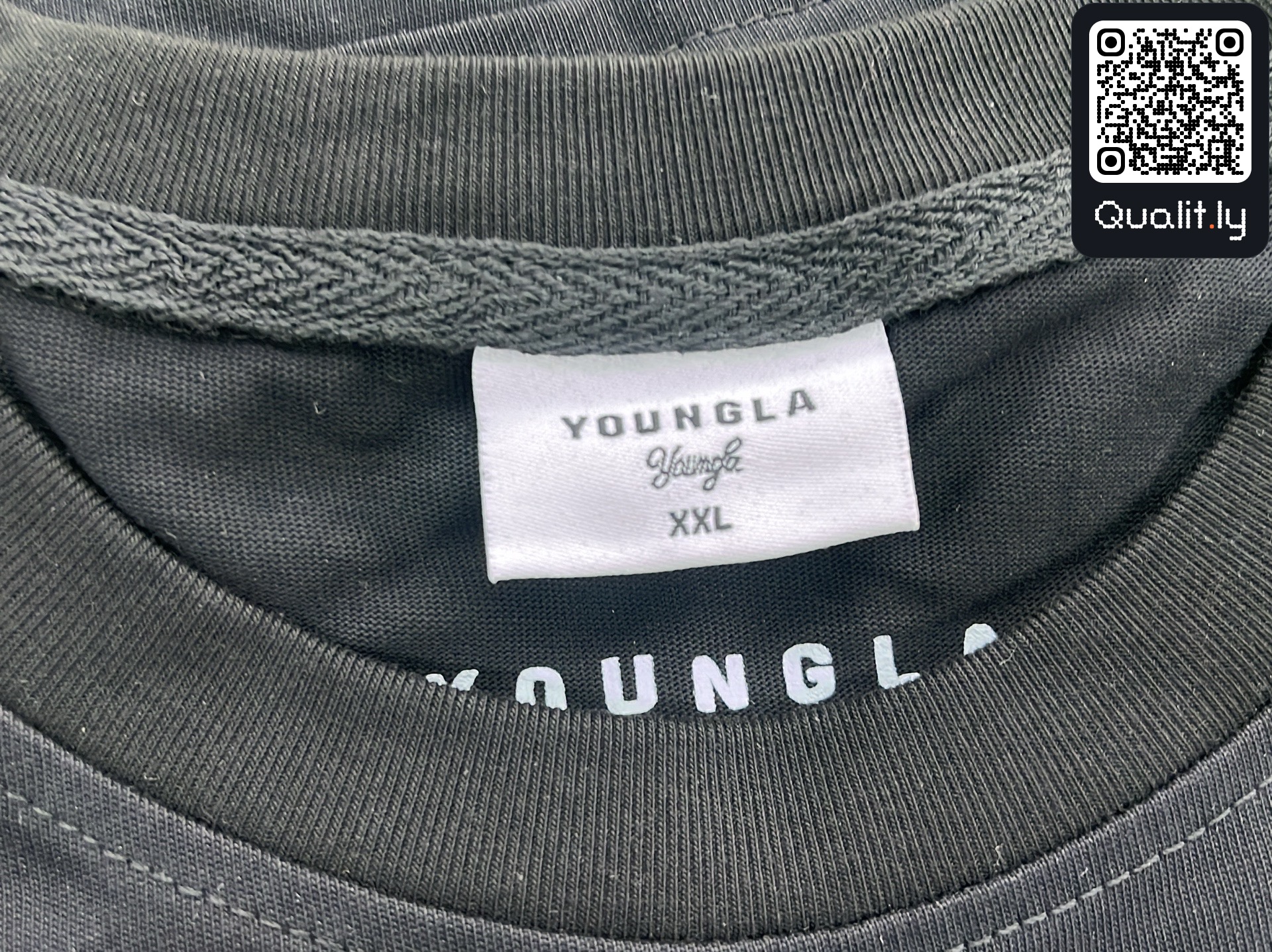 T-shirt — foto QC 2 di 16