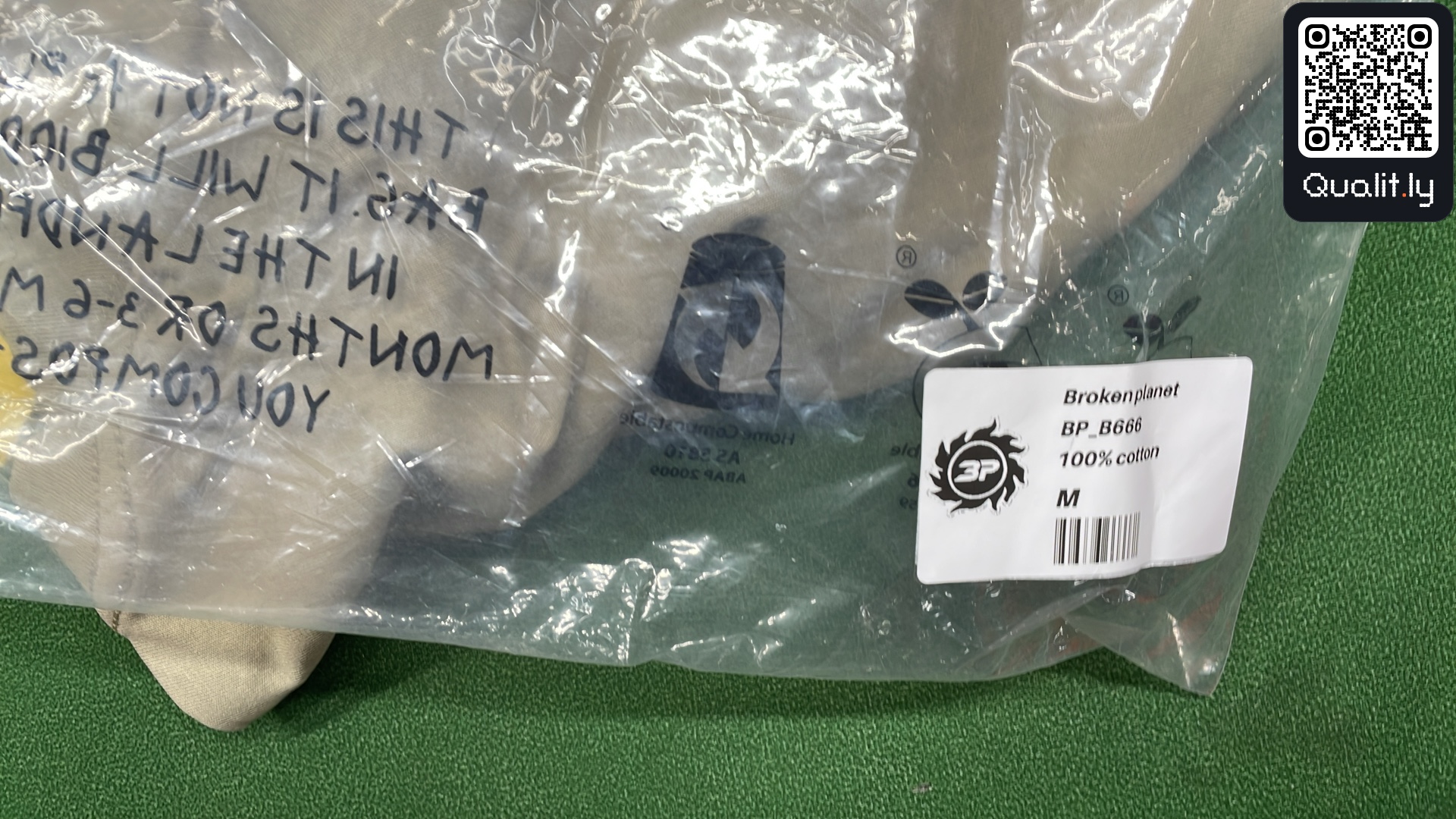 T-shirt — QC-foto 1 av 42