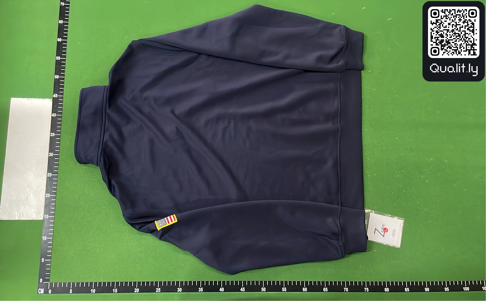 Sweter — zdjęcie QC 3 z 4