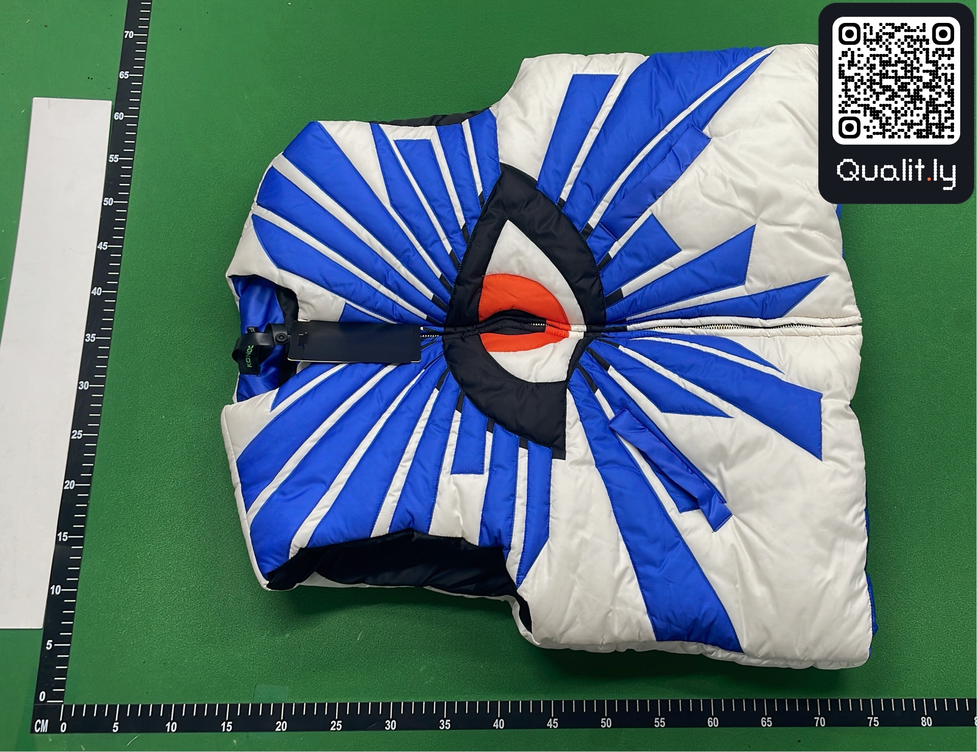 Jacket QC photo 2 of 34