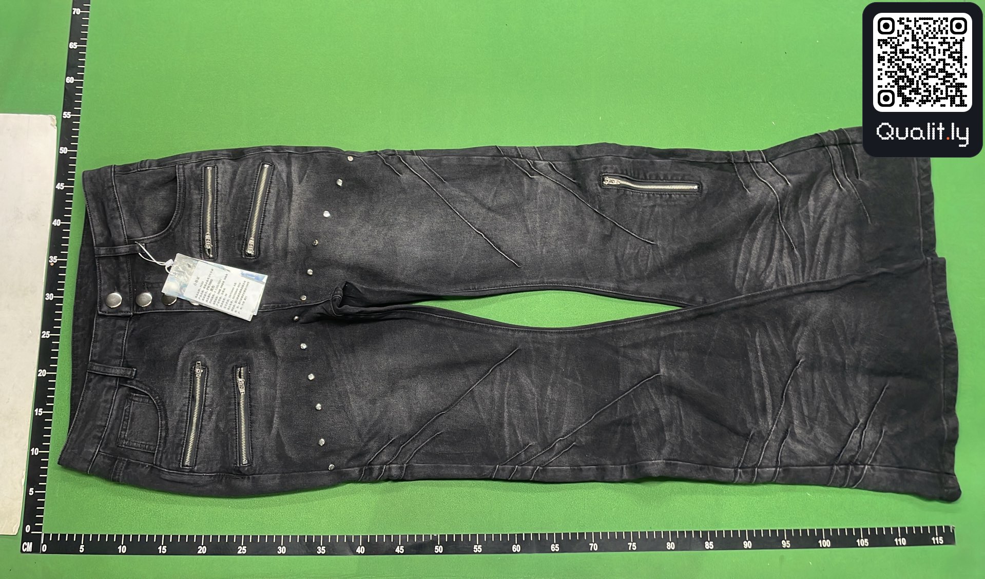 牛仔裤 QC 照片 2 / 8