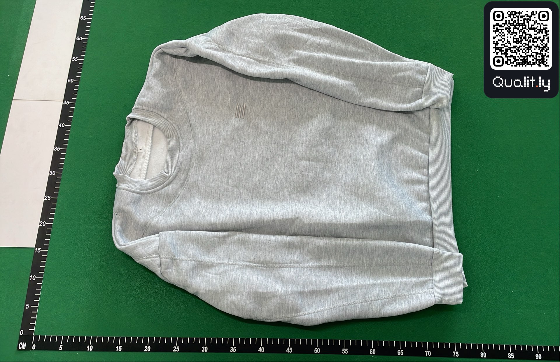 Sweatshirt — QC-foto 2 av 18