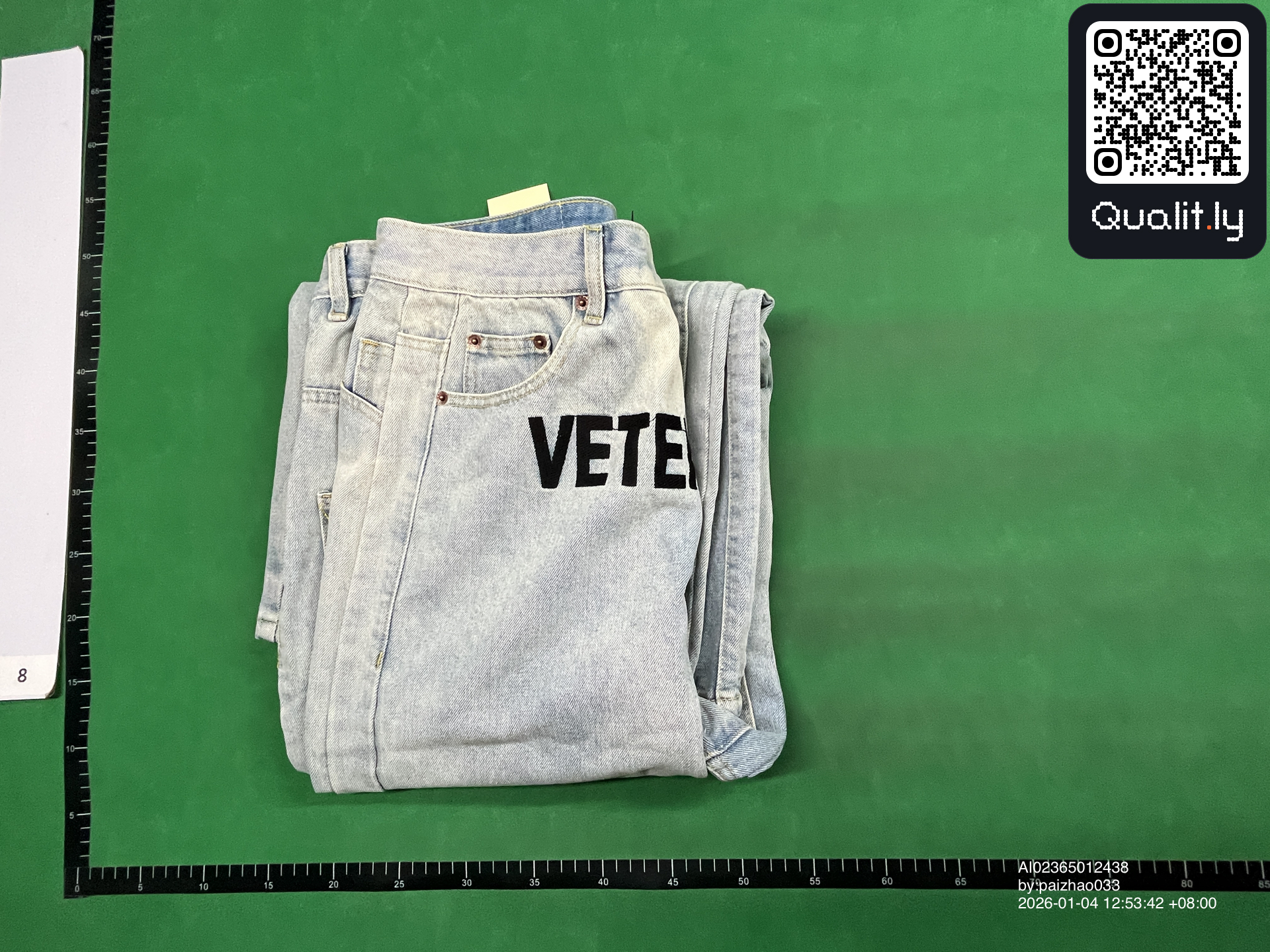 Jeans QC photo 1 of 24