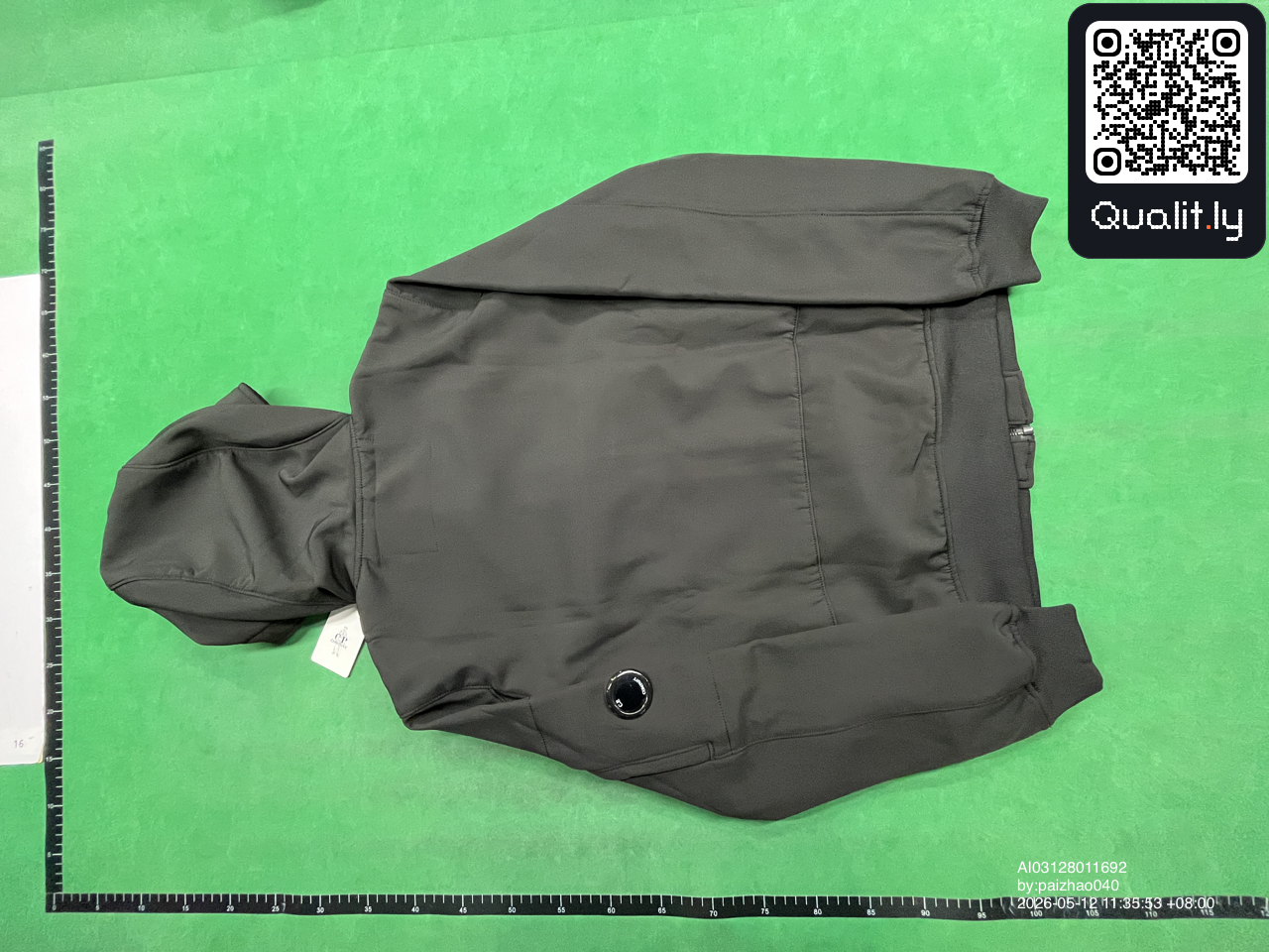 夹克 QC 照片 2 / 14