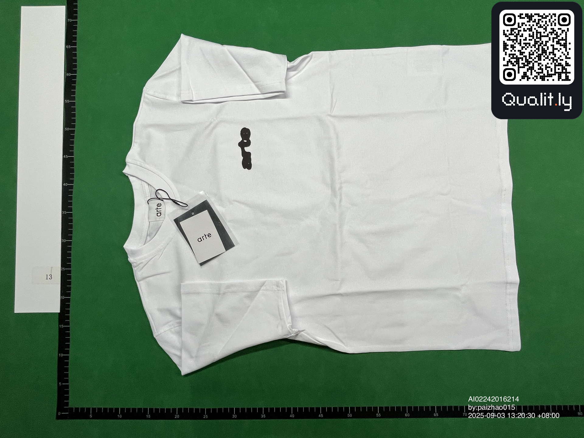 Camiseta — foto QC 3 de 28