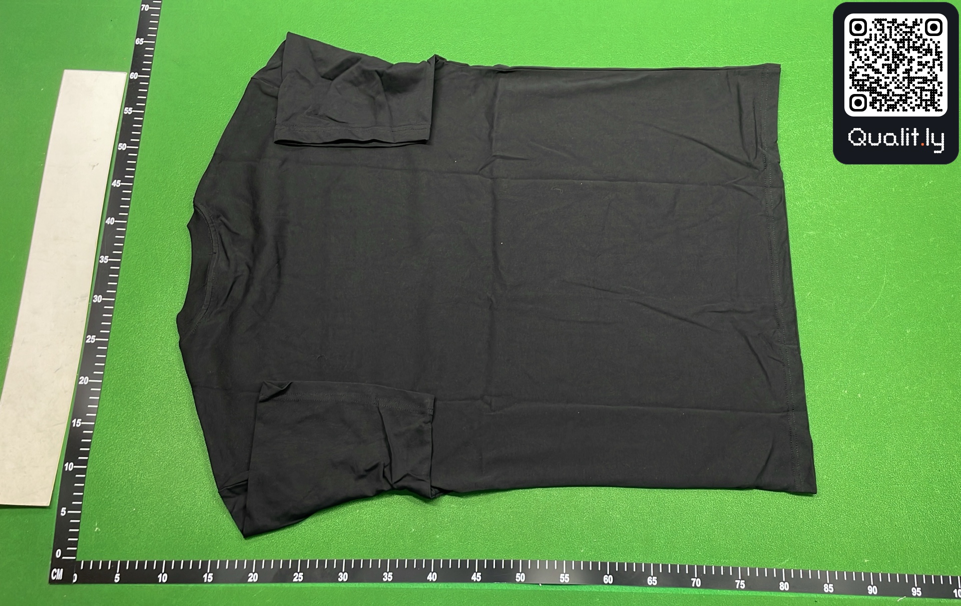 T-shirt — foto QC 3 de 4