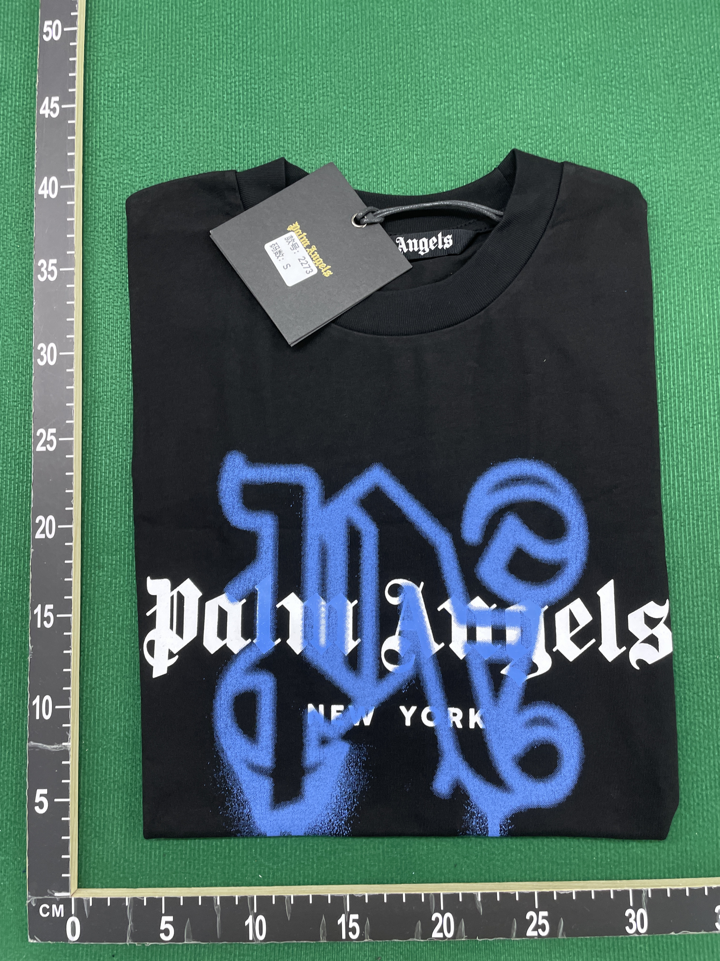 T-shirt — foto QC 1 di 23