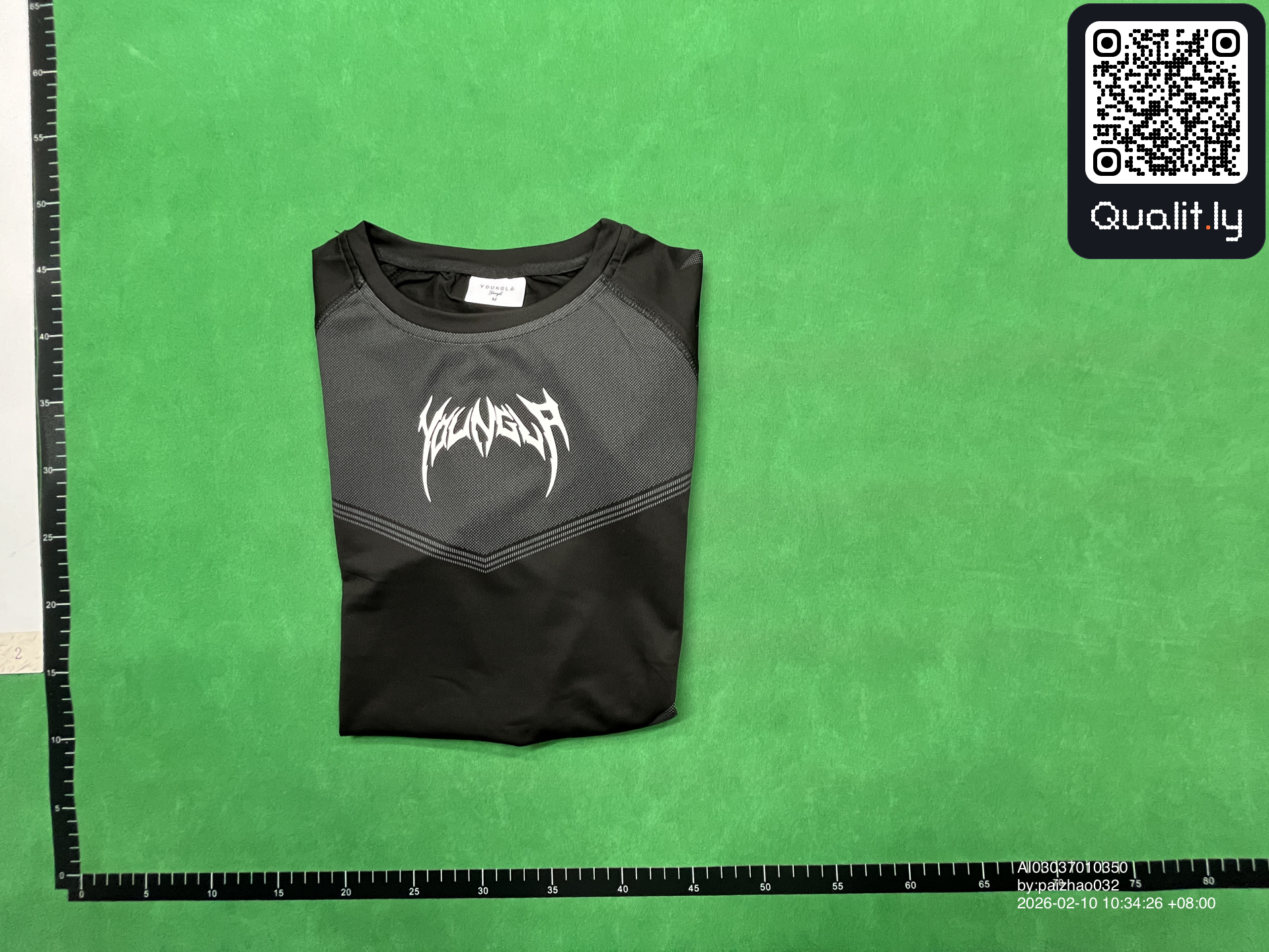T-shirt — QC-foto 1 av 4