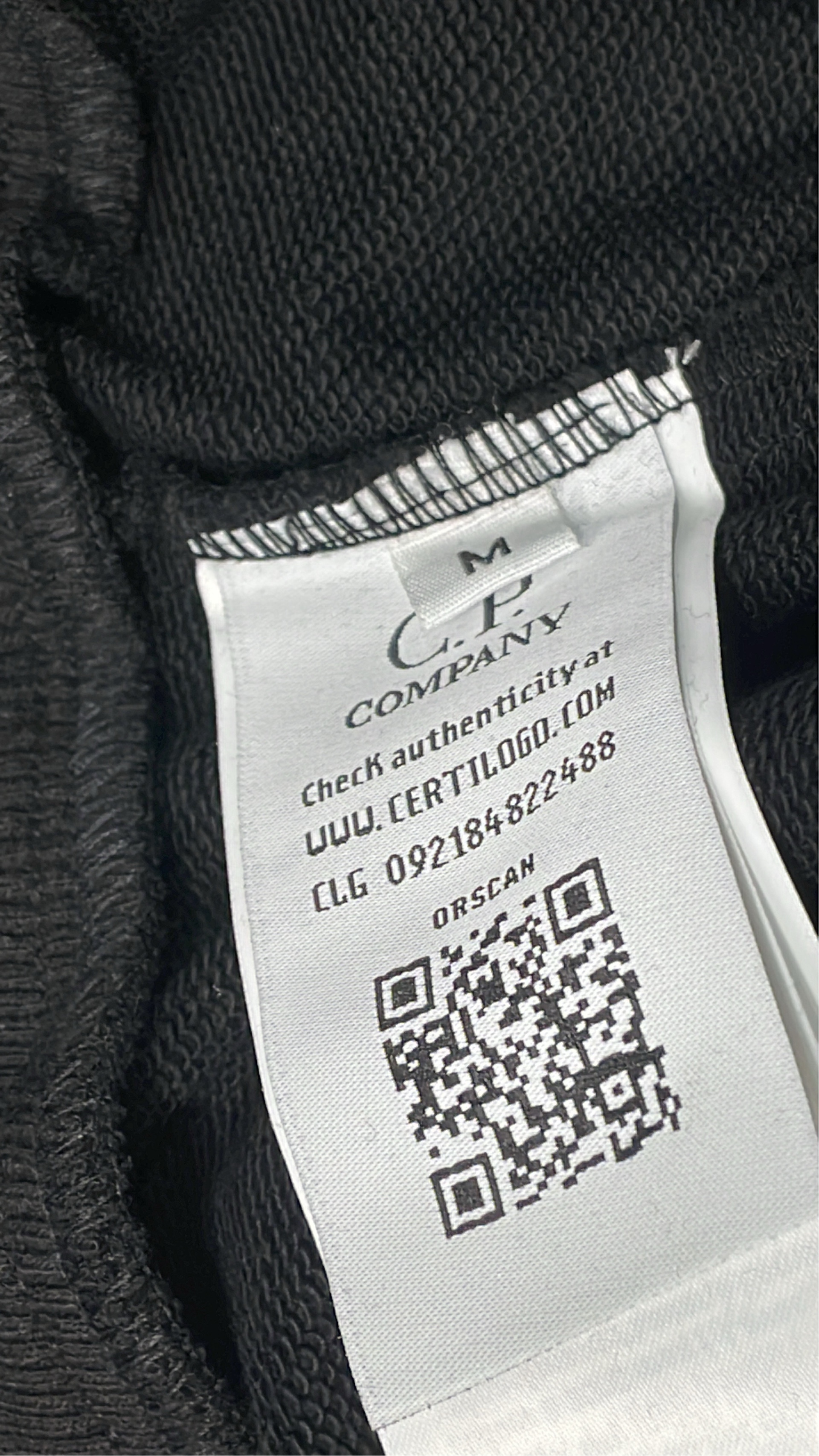 Hoodie — QC-Foto 1 von 16