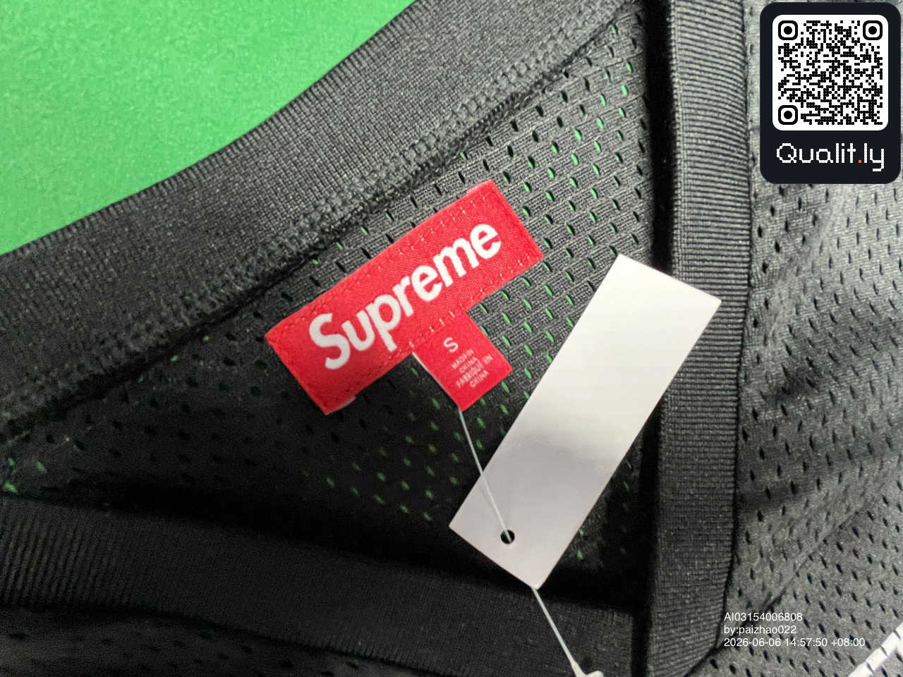 Shirt QC photo 1 of 50