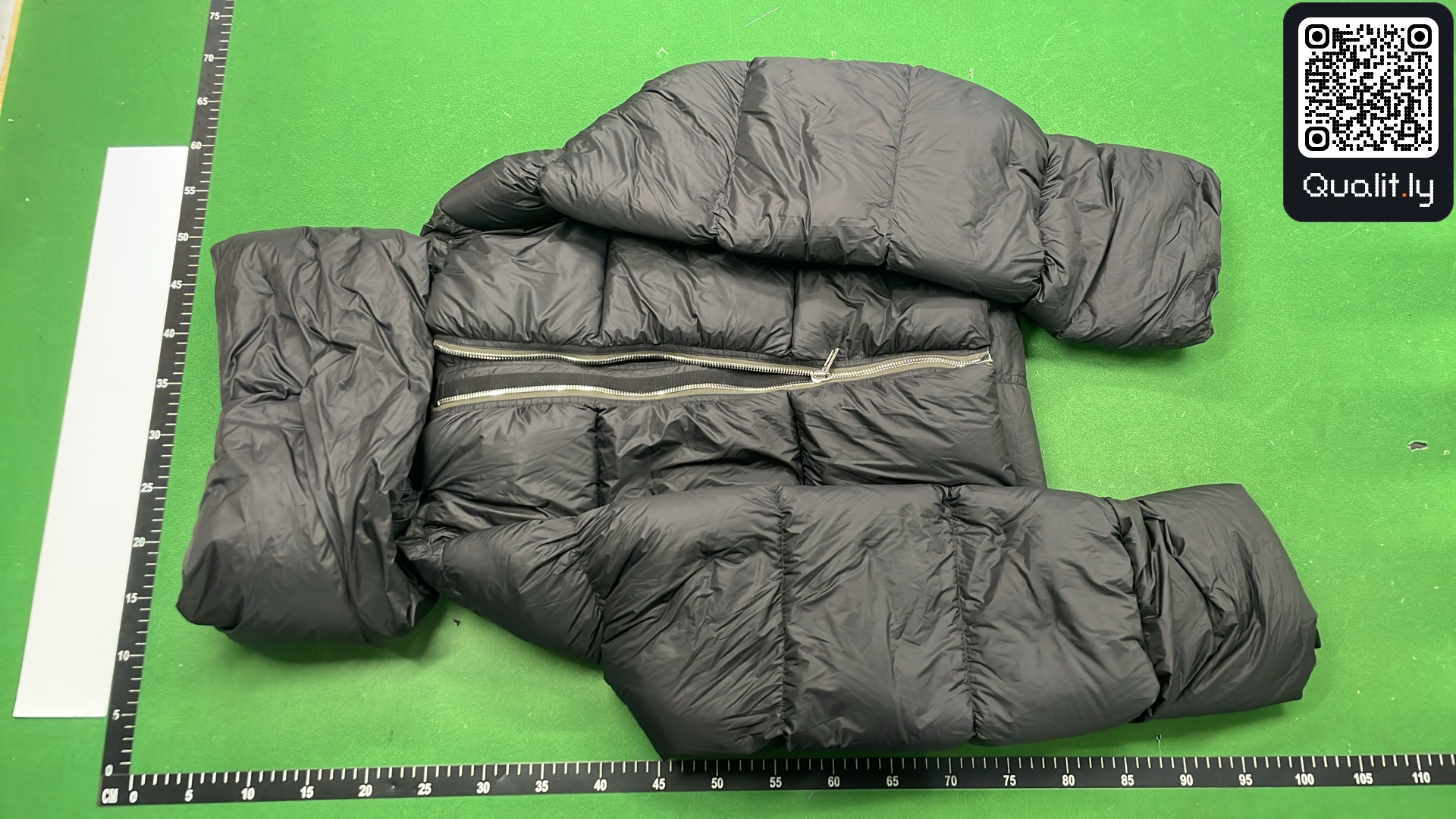 Jacket QC photo 2 of 14