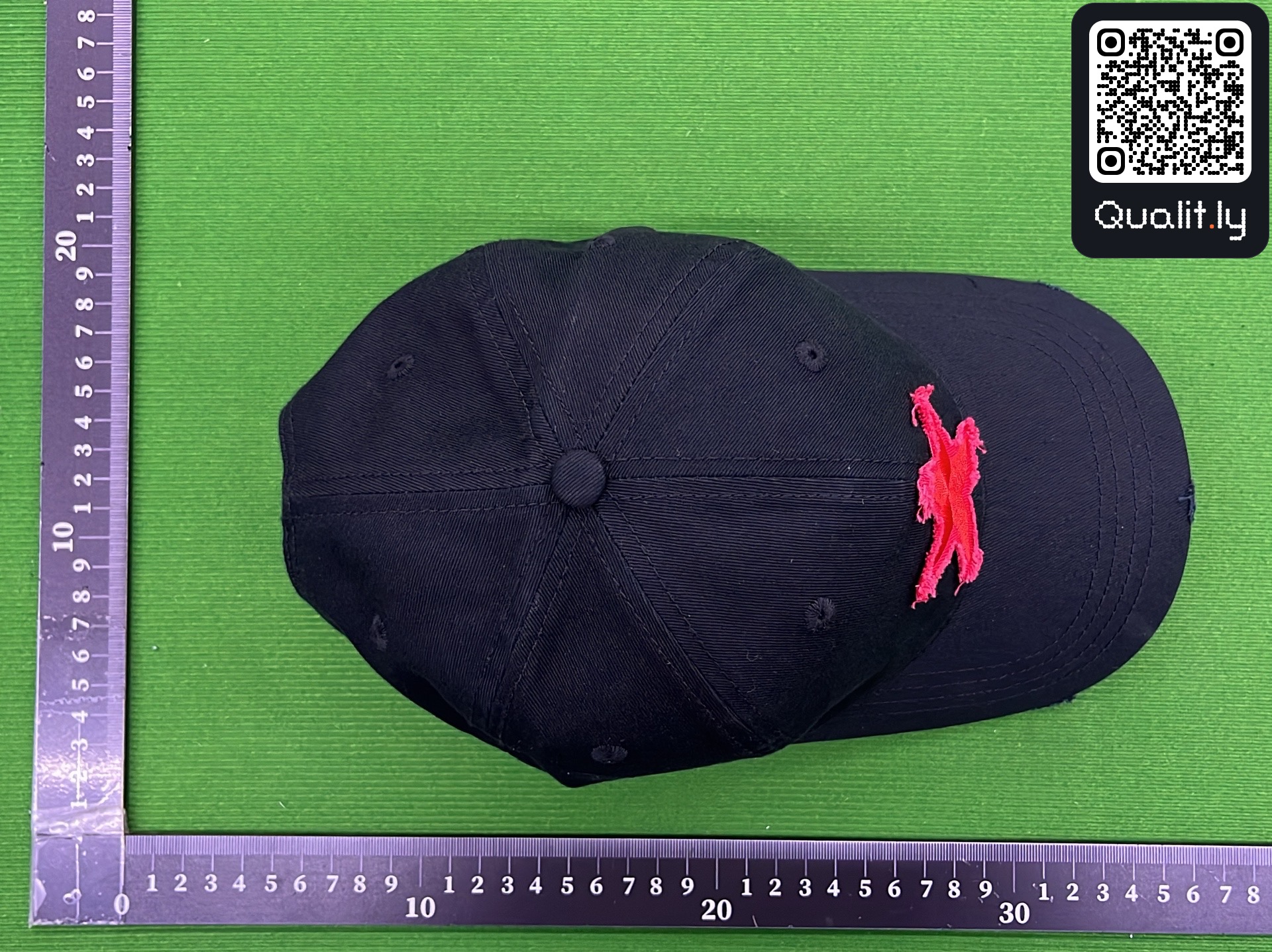Cap QC photo 1 of 3