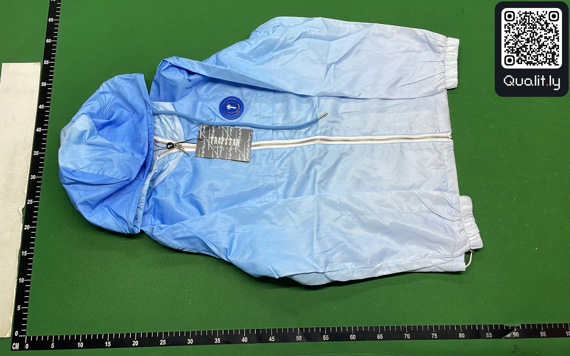 Jacket QC photo 2 of 8