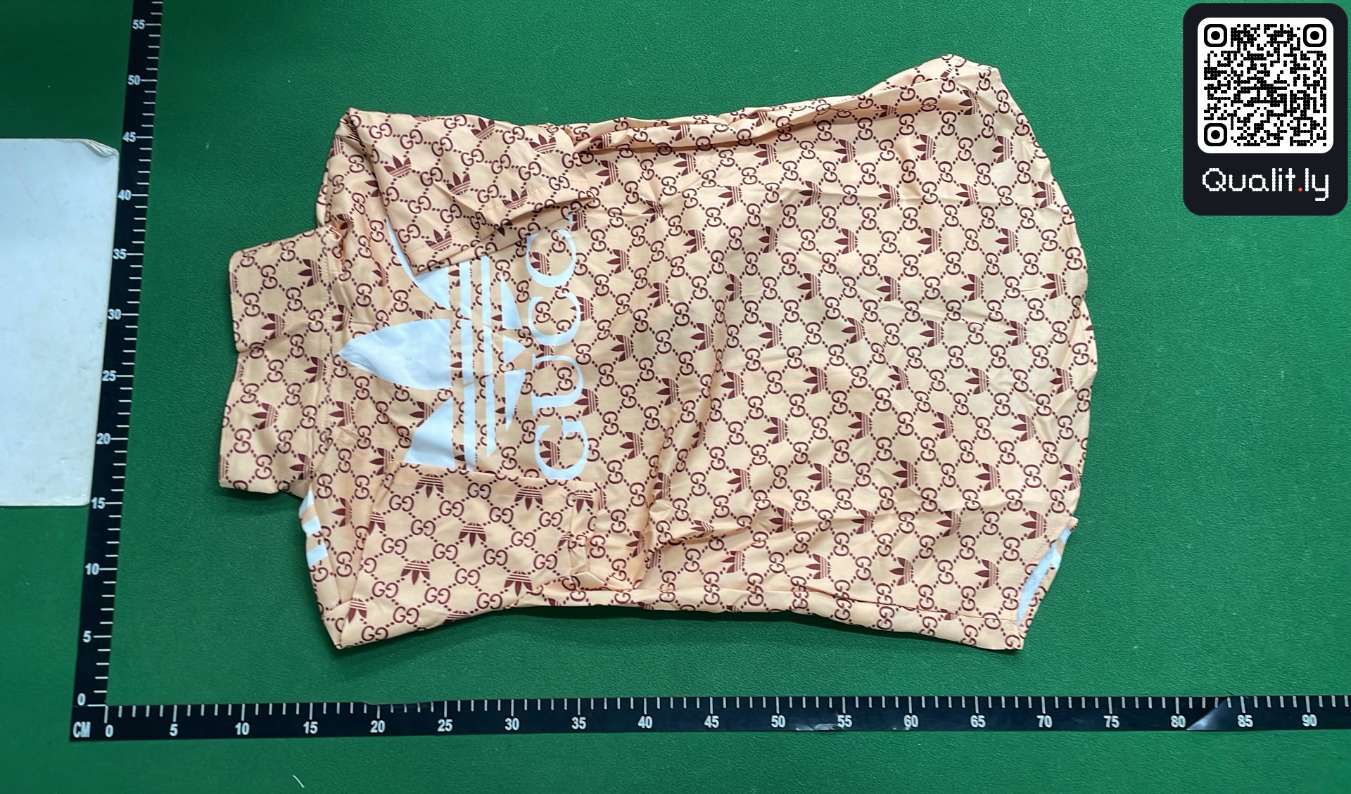 衬衫 QC 照片 3 / 25