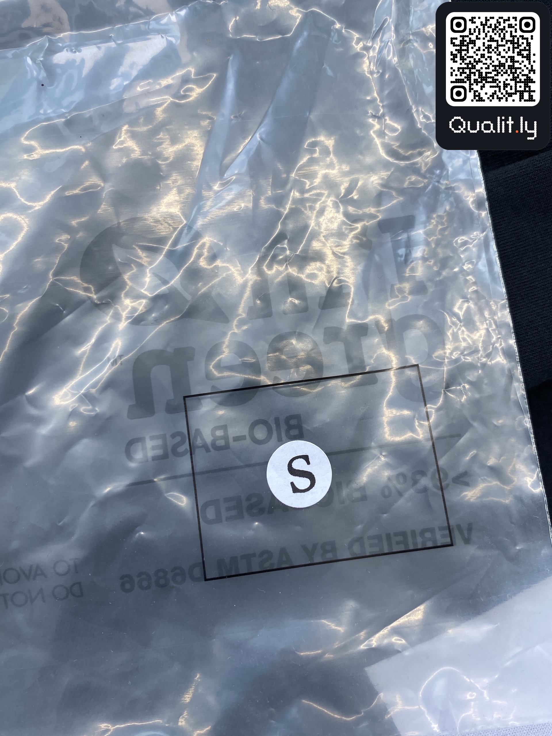 T-Shirt — QC-Foto 1 von 119