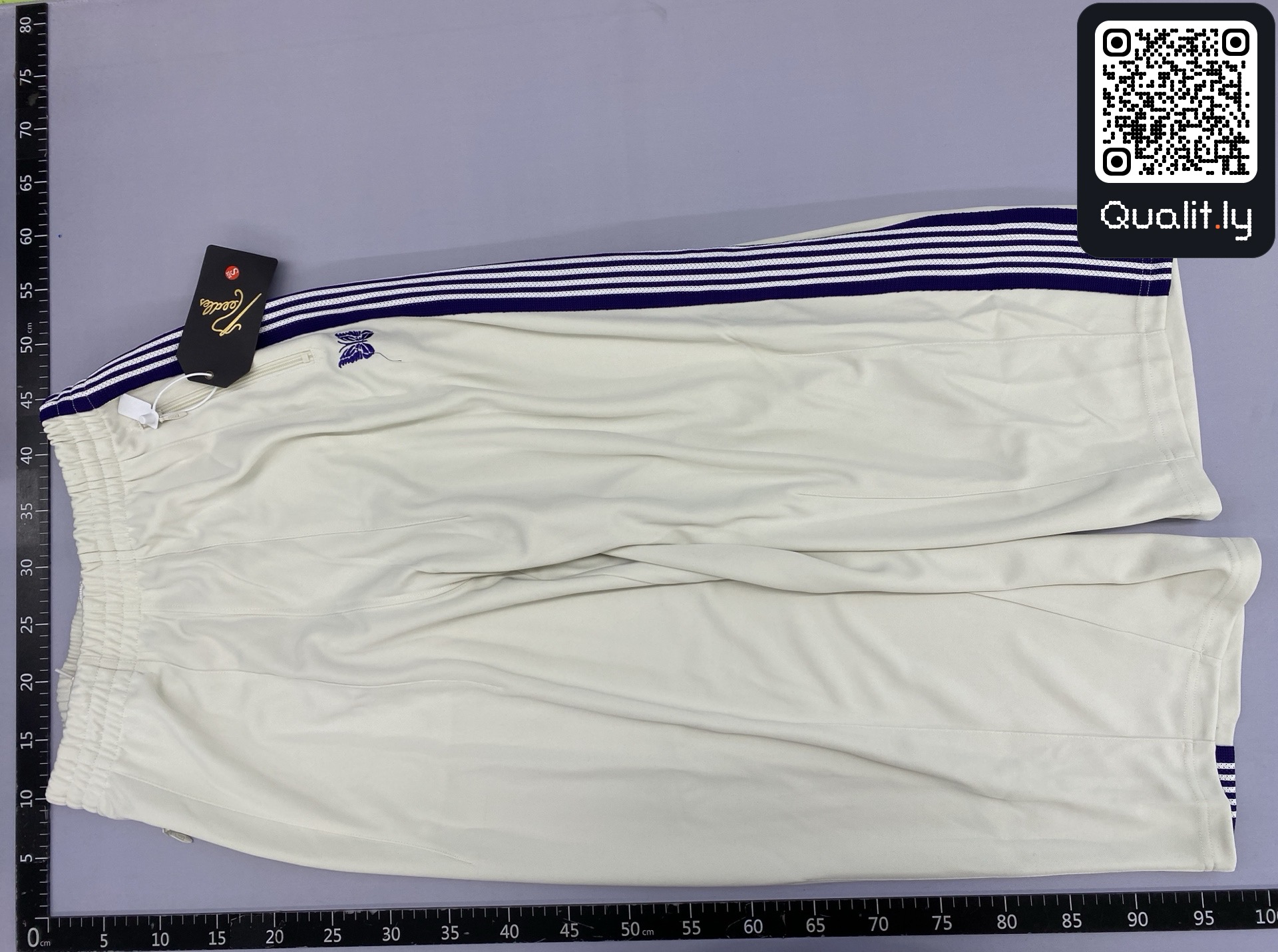 Pants QC photo 2 of 149