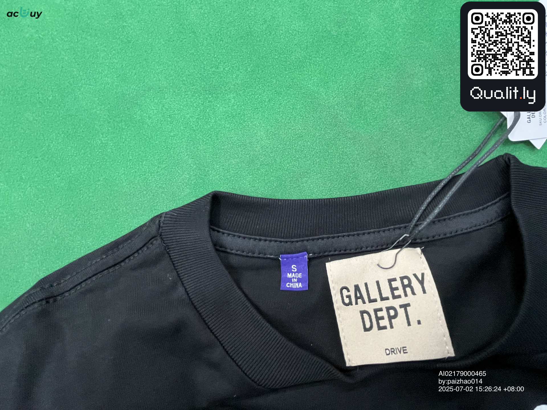 T-Shirt — QC-Foto 1 von 30