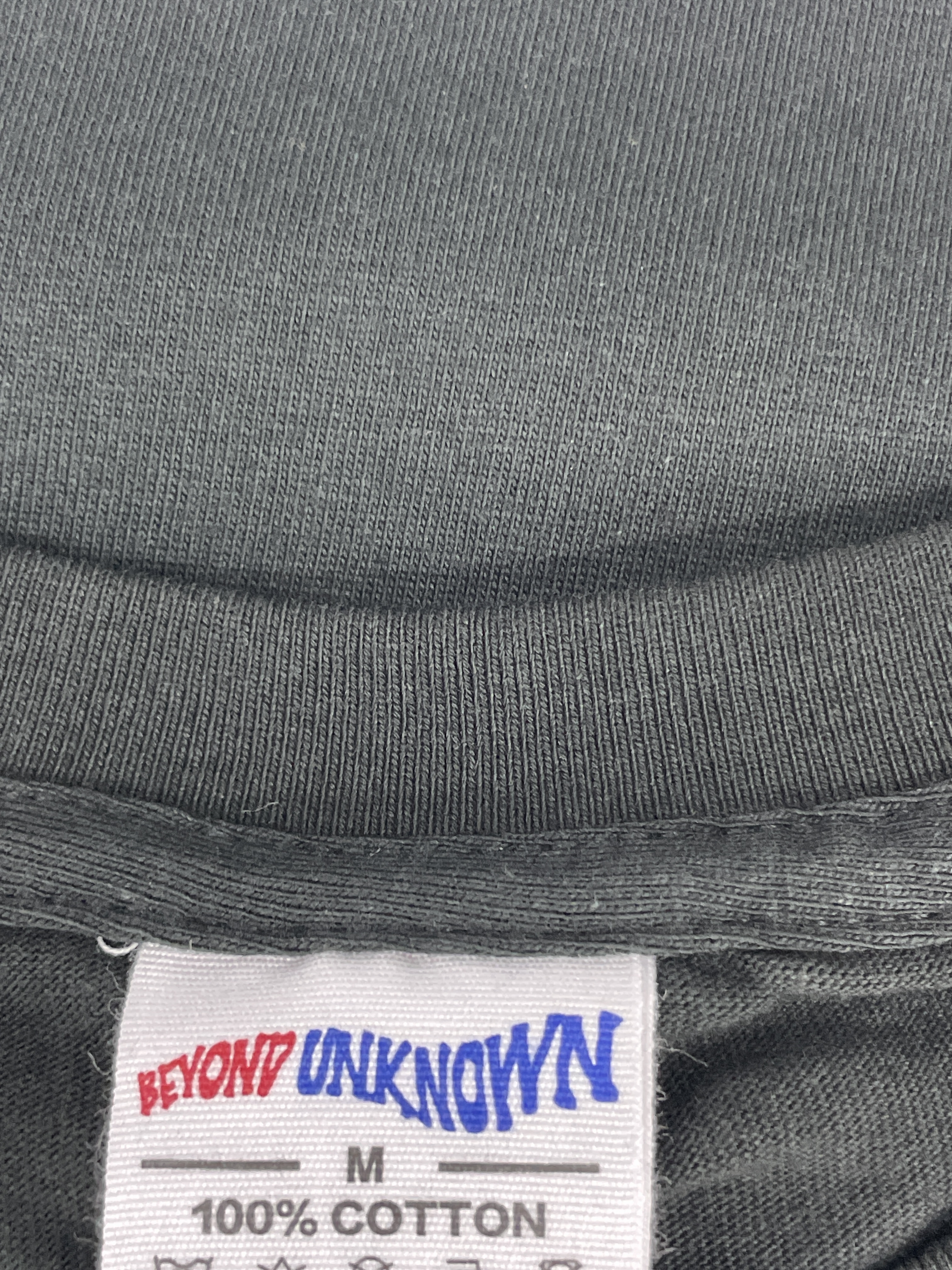 T-shirt — photo QC 2 sur 9