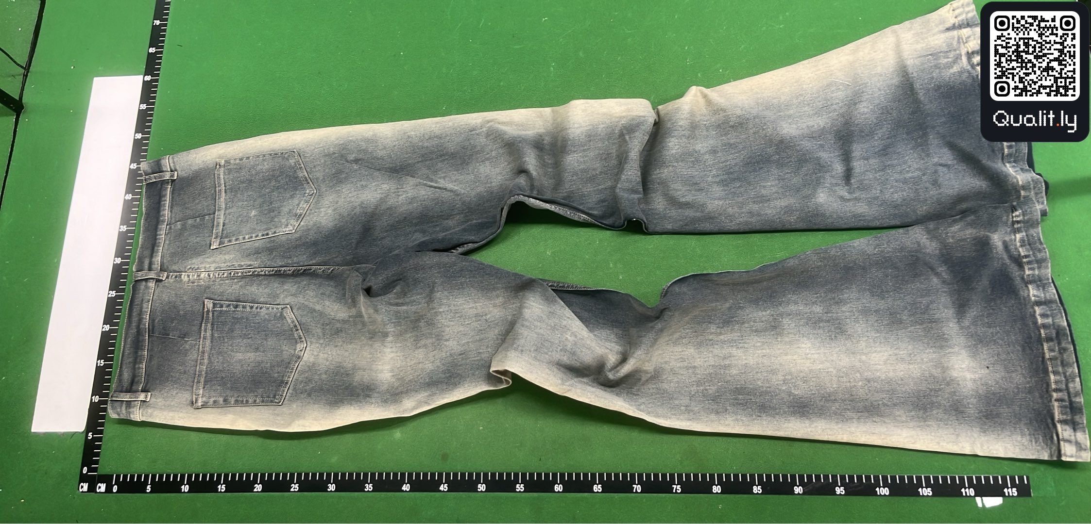 Jeans — QC-Foto 3 von 22