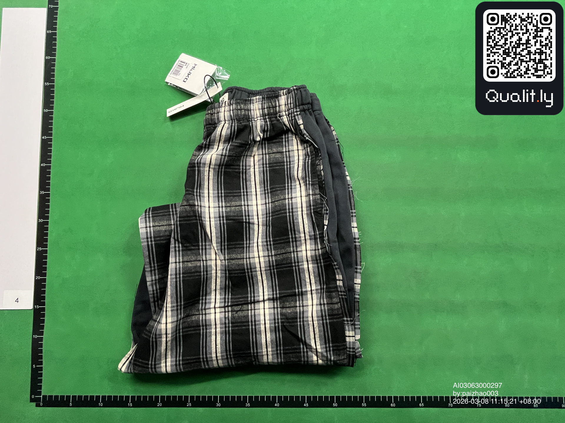 Hose — QC-Foto 1 von 4