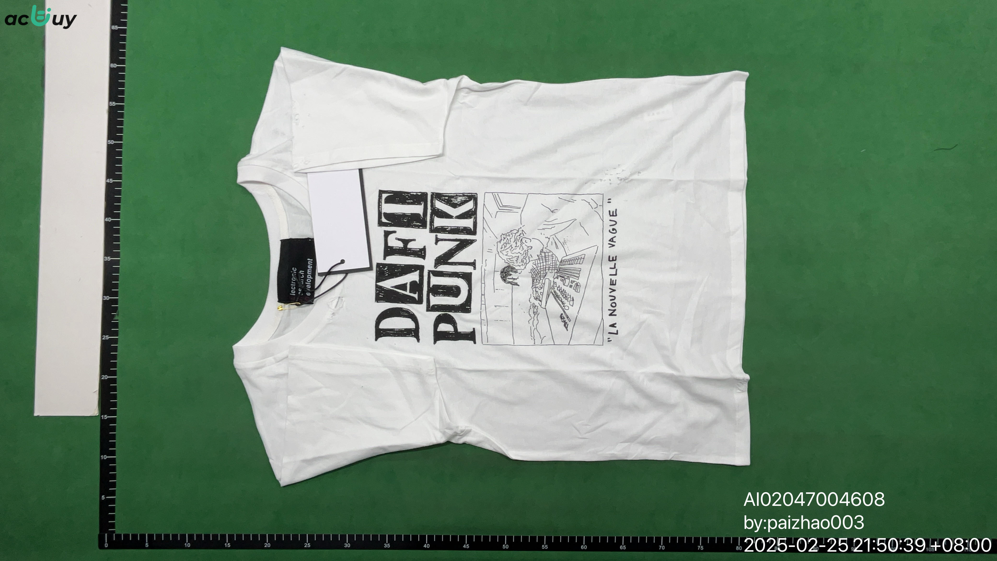 T-shirt — QC-foto 3 av 4