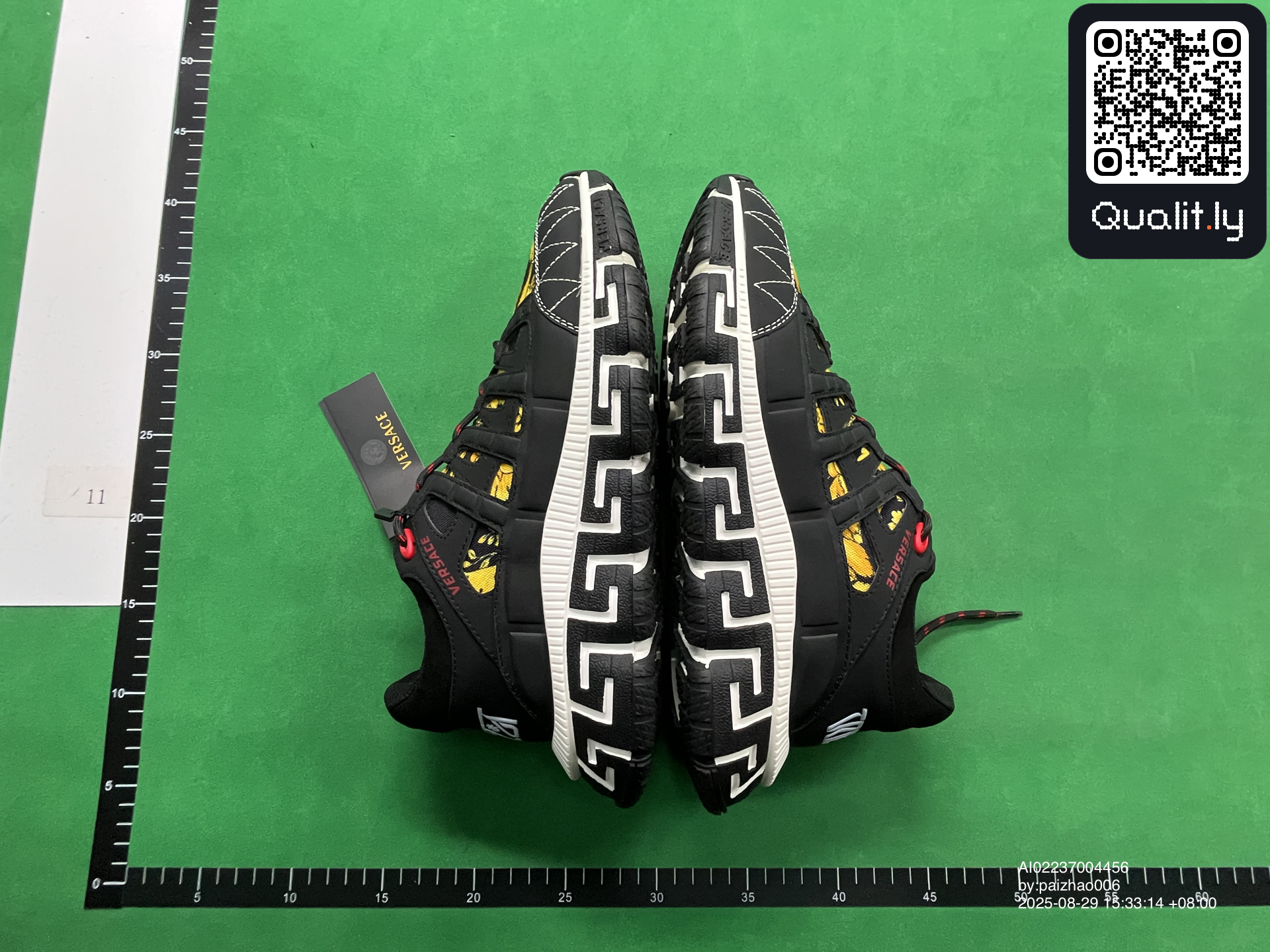 Sneakersy — zdjęcie QC 2 z 92