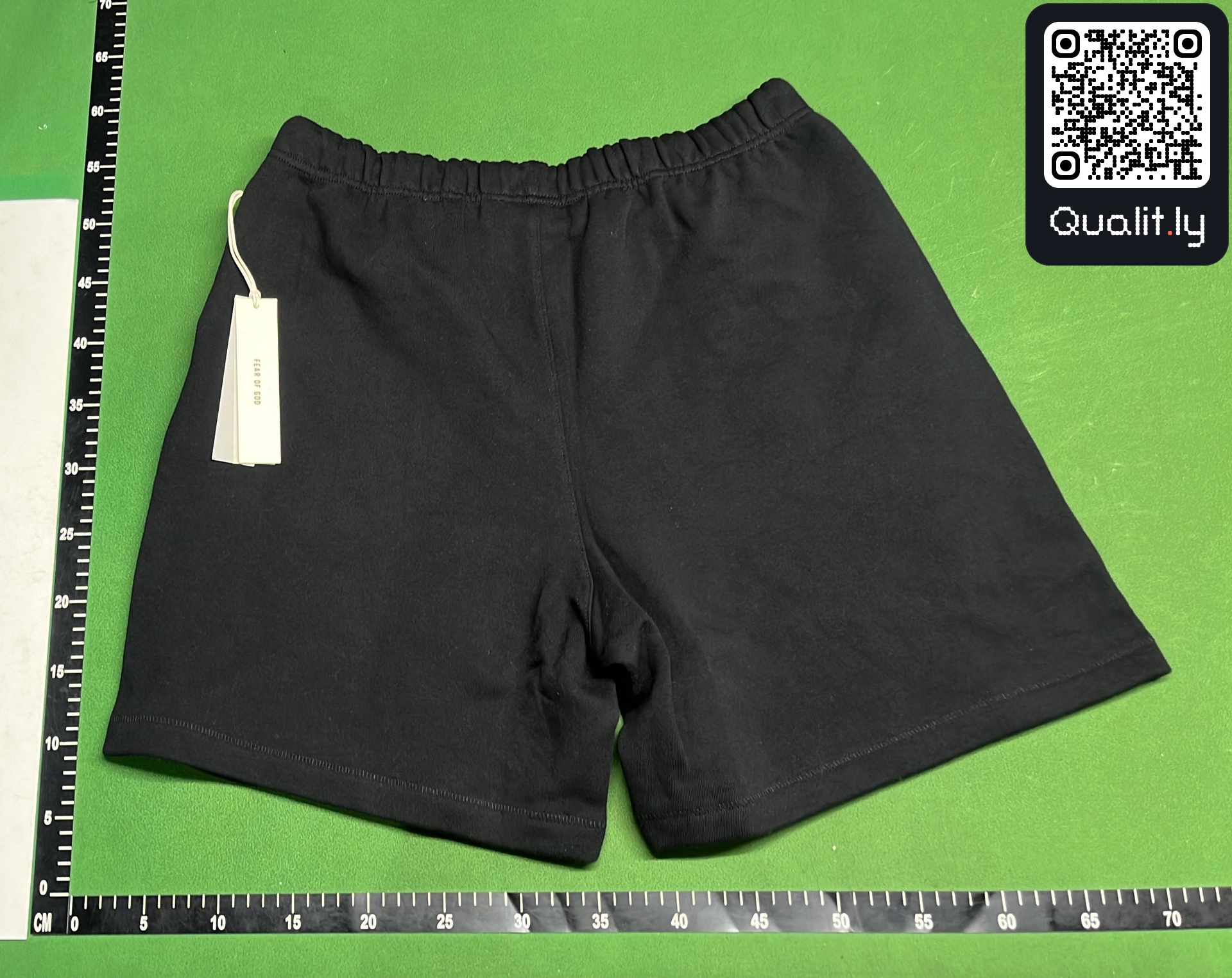 Shorts QC photo 3 of 74