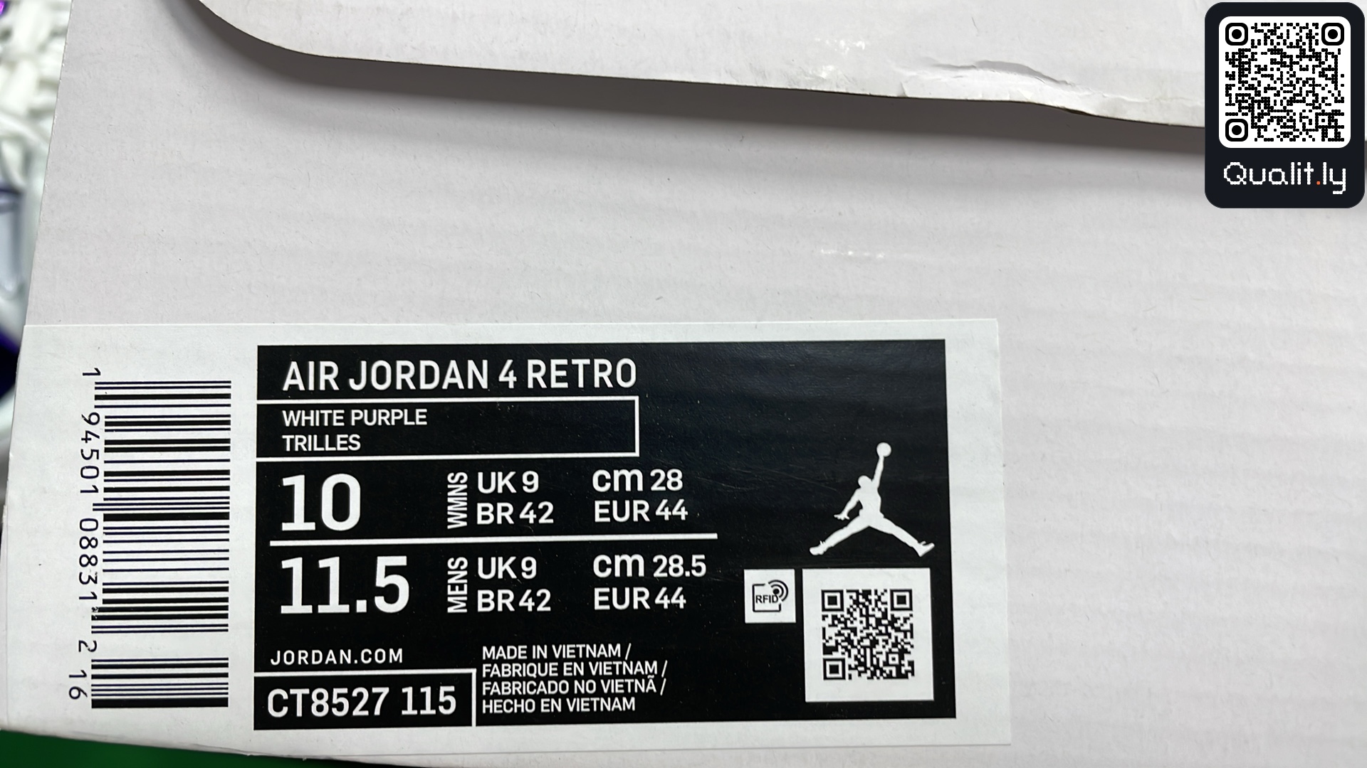 Sneakers QC photo 2 of 24