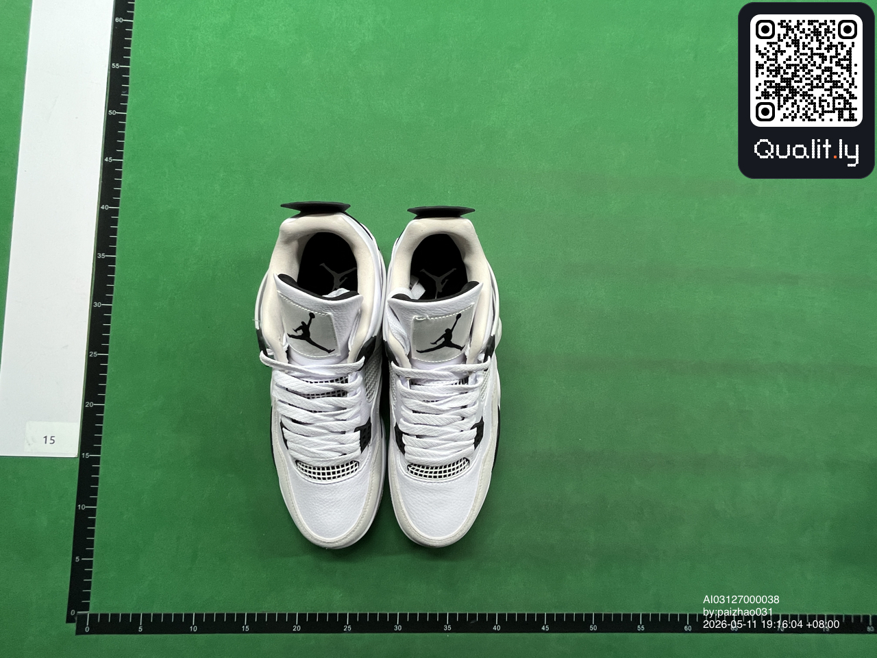 Sneakers QC photo 1 of 6