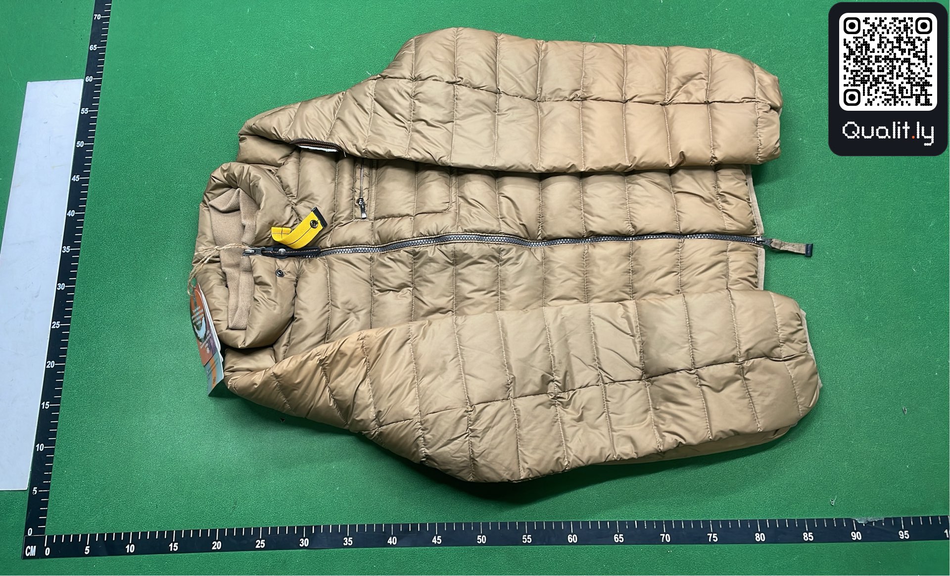 夹克 QC 照片 2 / 12