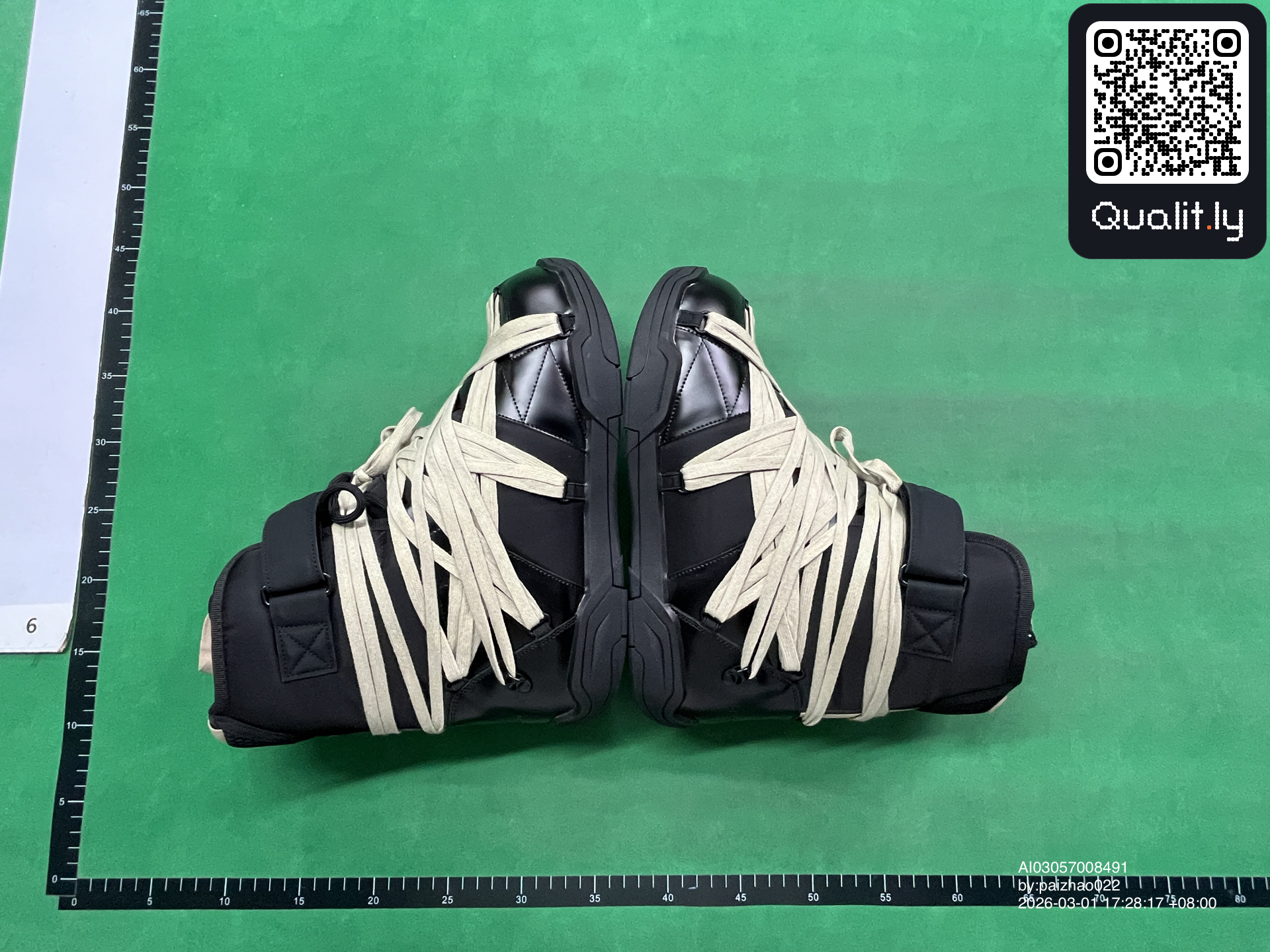 靴子 QC 照片 2 / 10