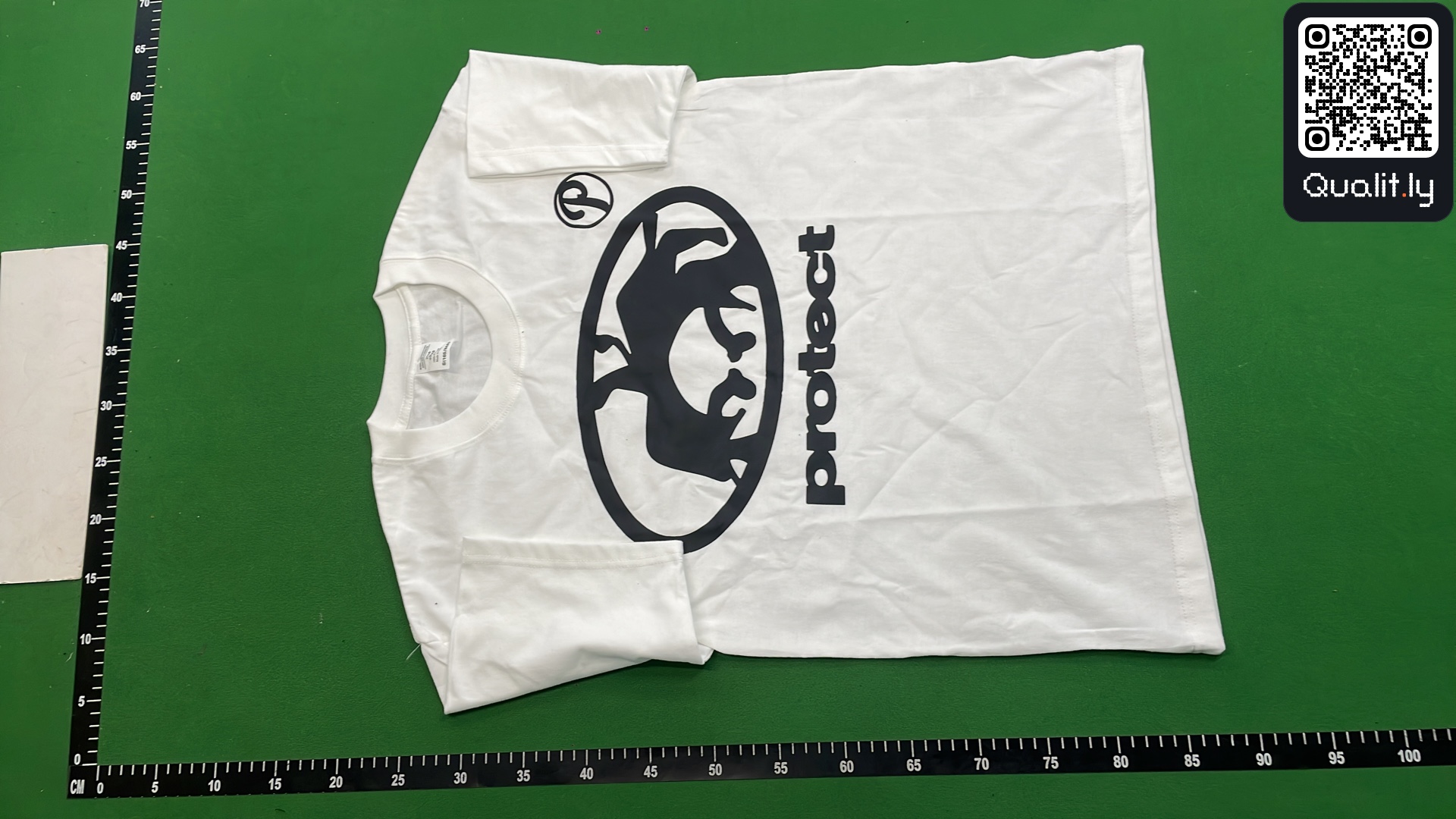 T-shirt QC photo 2 of 12