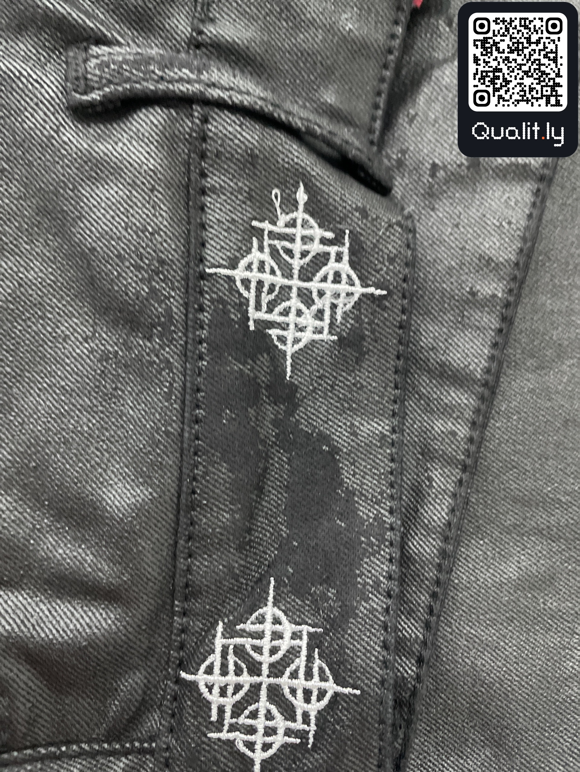 Jeans QC photo 1 of 43