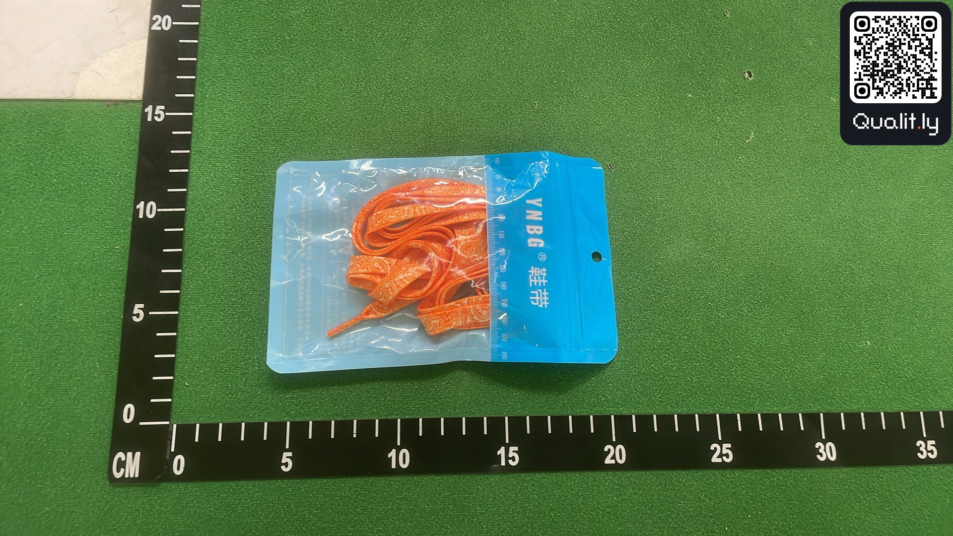 Sneaker — QC-Foto 3 von 3