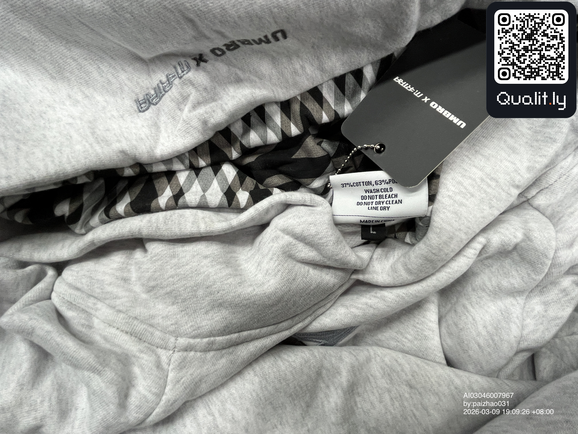 Hoodie — QC-foto 1 av 38