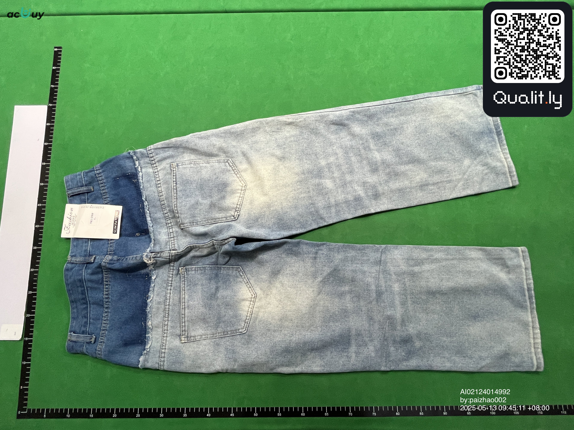 Jeans — QC-Foto 2 von 4