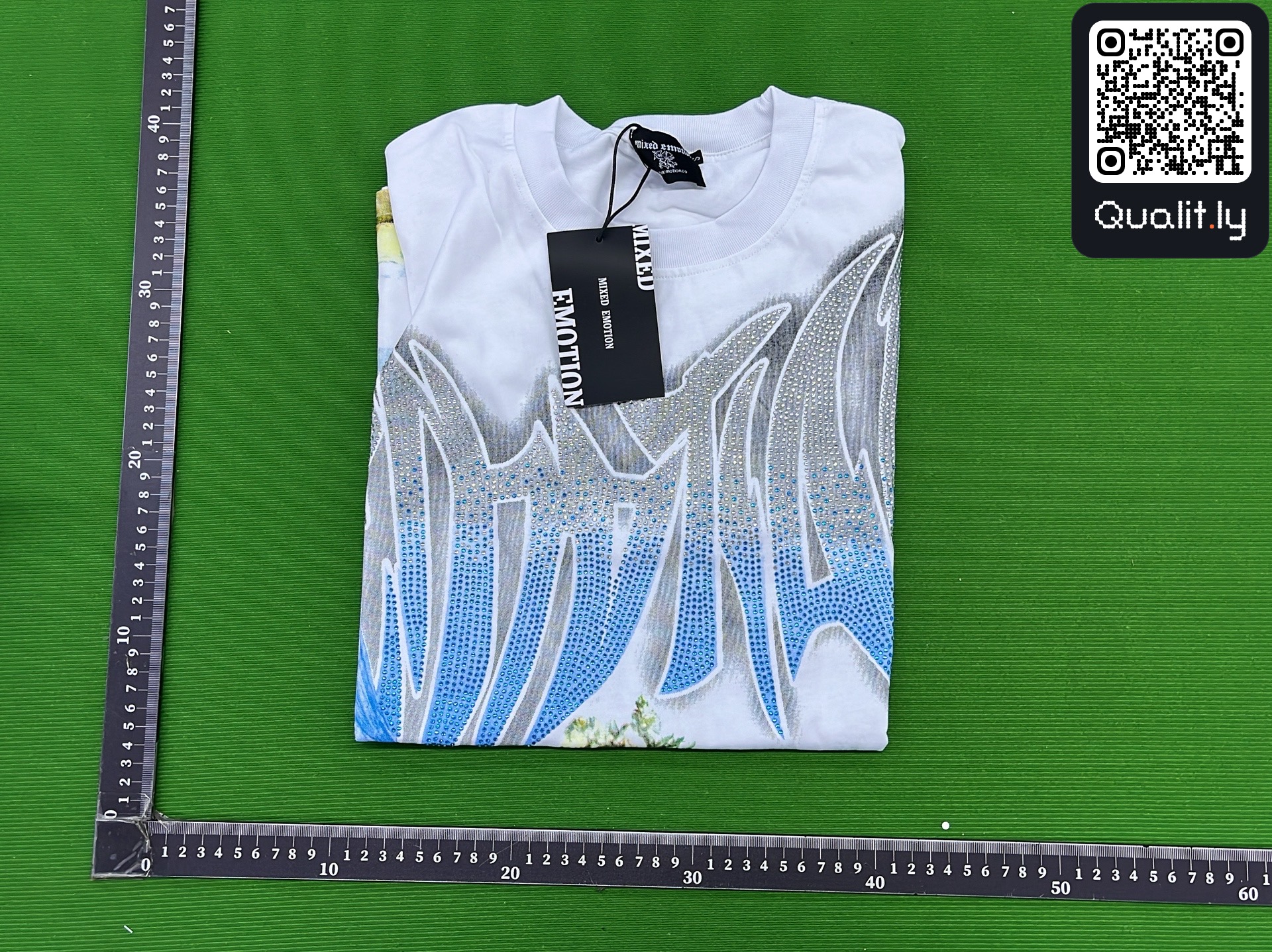 T-shirt QC photo 1 of 20